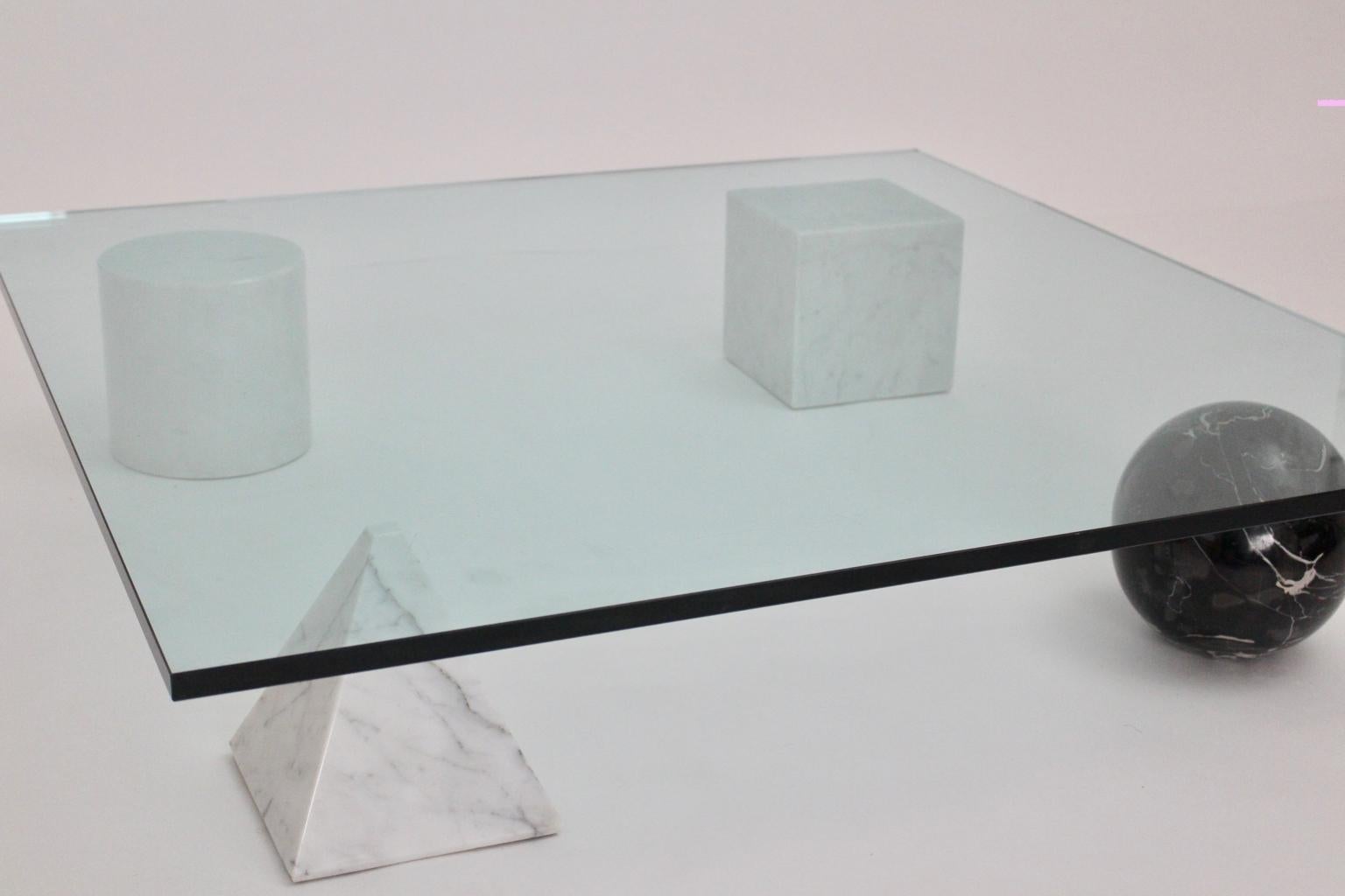 Late 20th Century Massimo and Lella Vignelli Vintage Black White Marble Coffee Table 1979 Italy