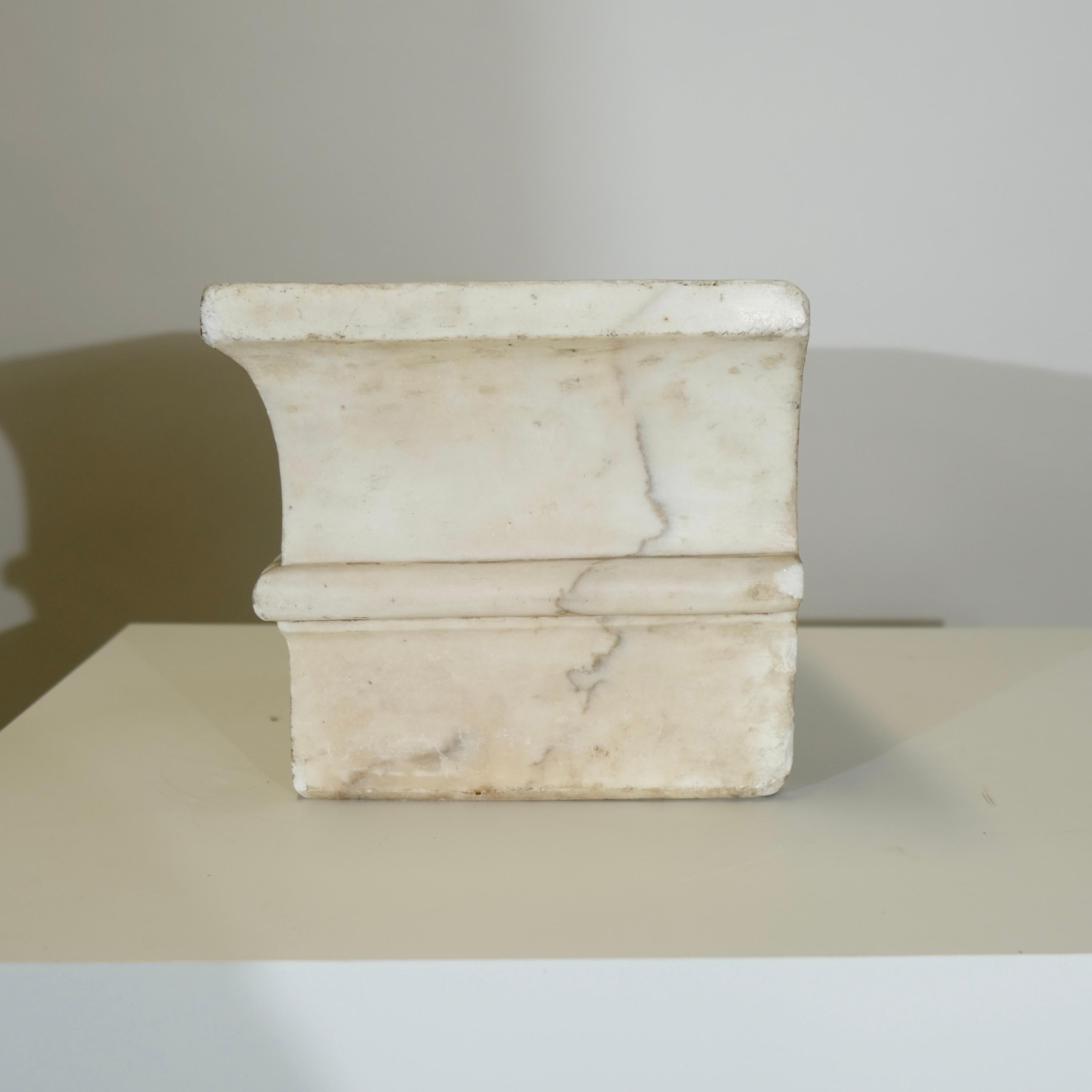 italien Bloc en marbre avec texte gravé Cléopâtre, Italie 19e c