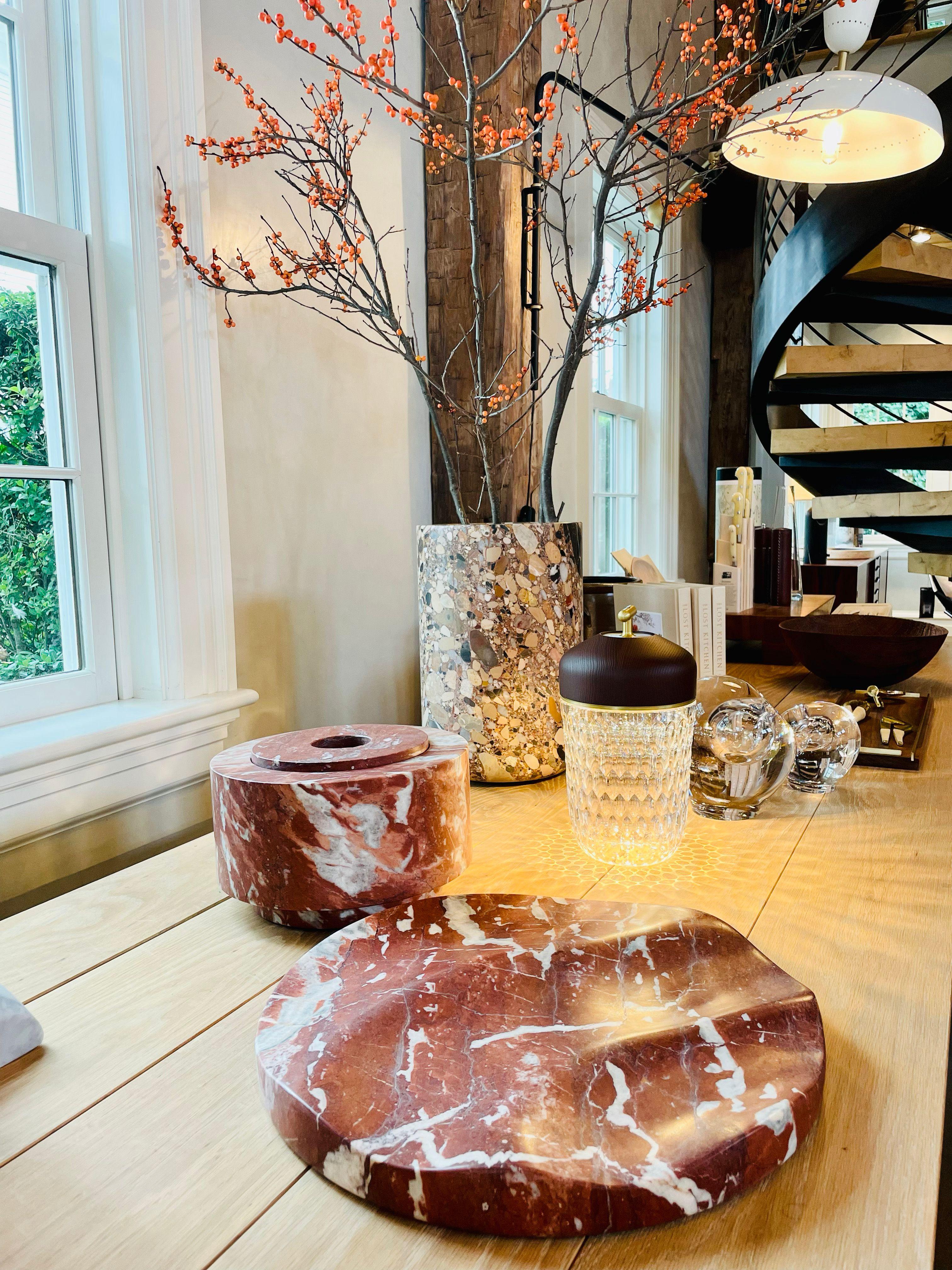 Simple in design, elegant in appearance. A perfect piece to complete your counter top or table, this Marble Bowl is one of a kind, the Rosso Francia adds to its already exquisite appearance making it more beautiful than ever.