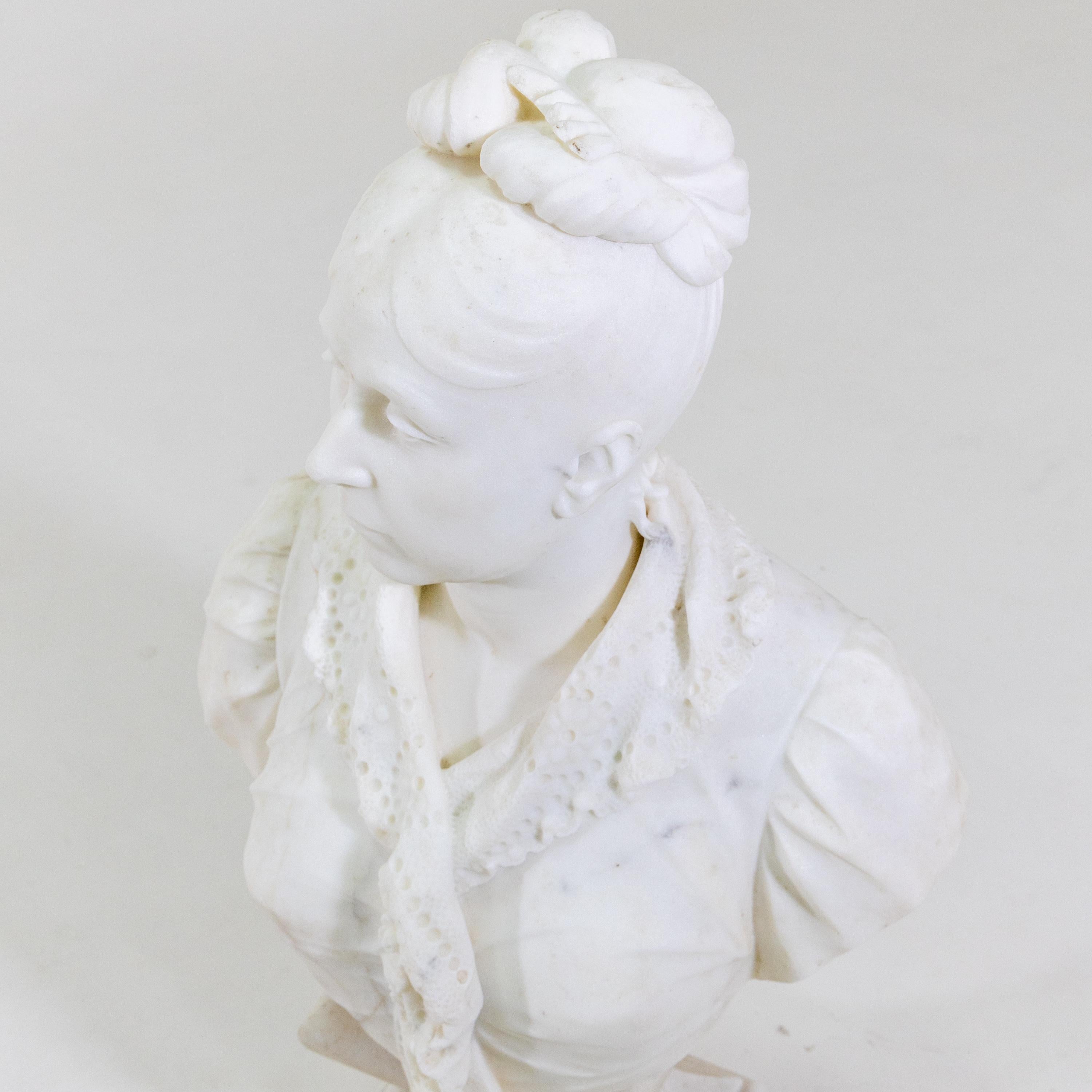 Marble Bust of a Lady, Italy 19th Century For Sale 4