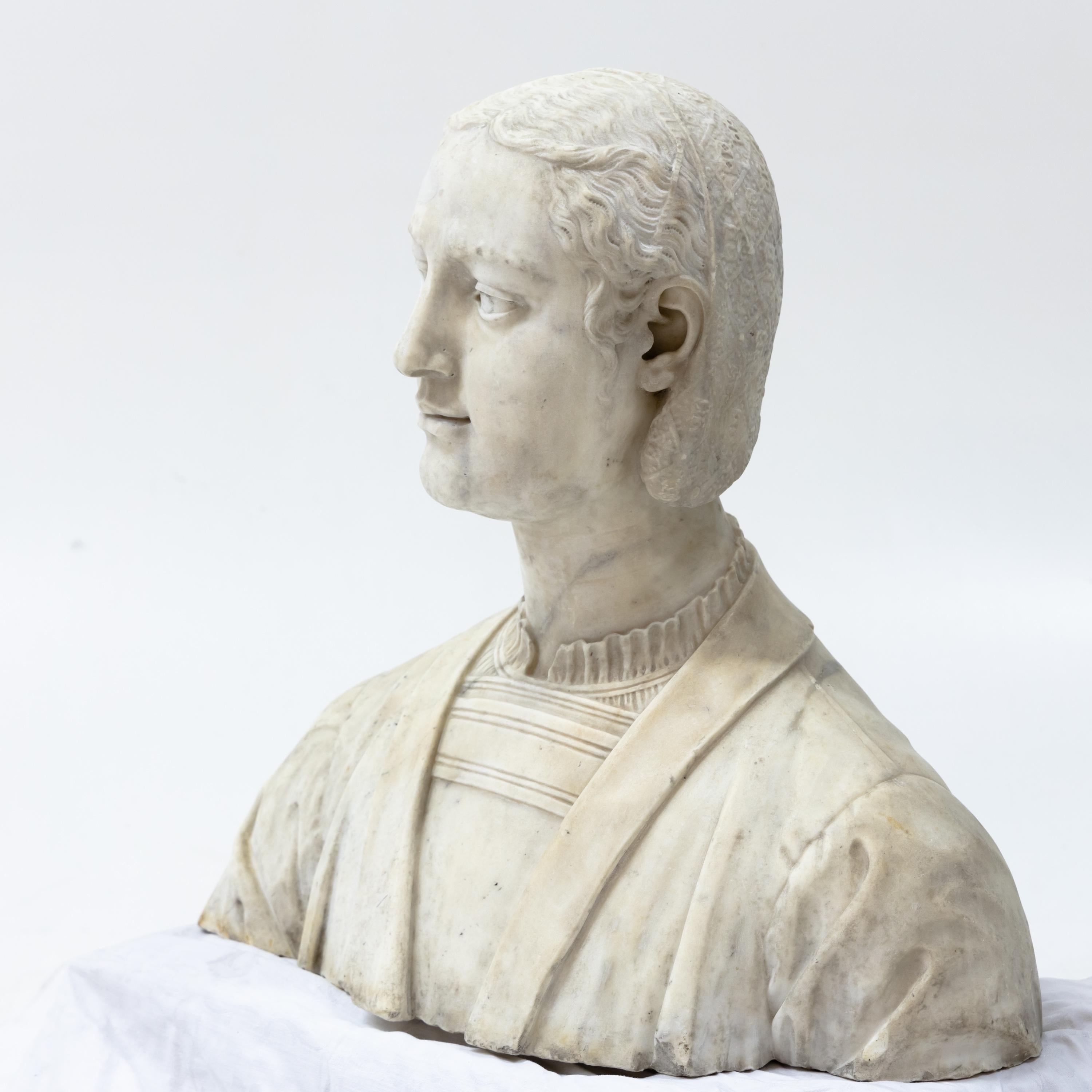Marble Bust of a Woman in Renaissance Style, Late 19th Century 2