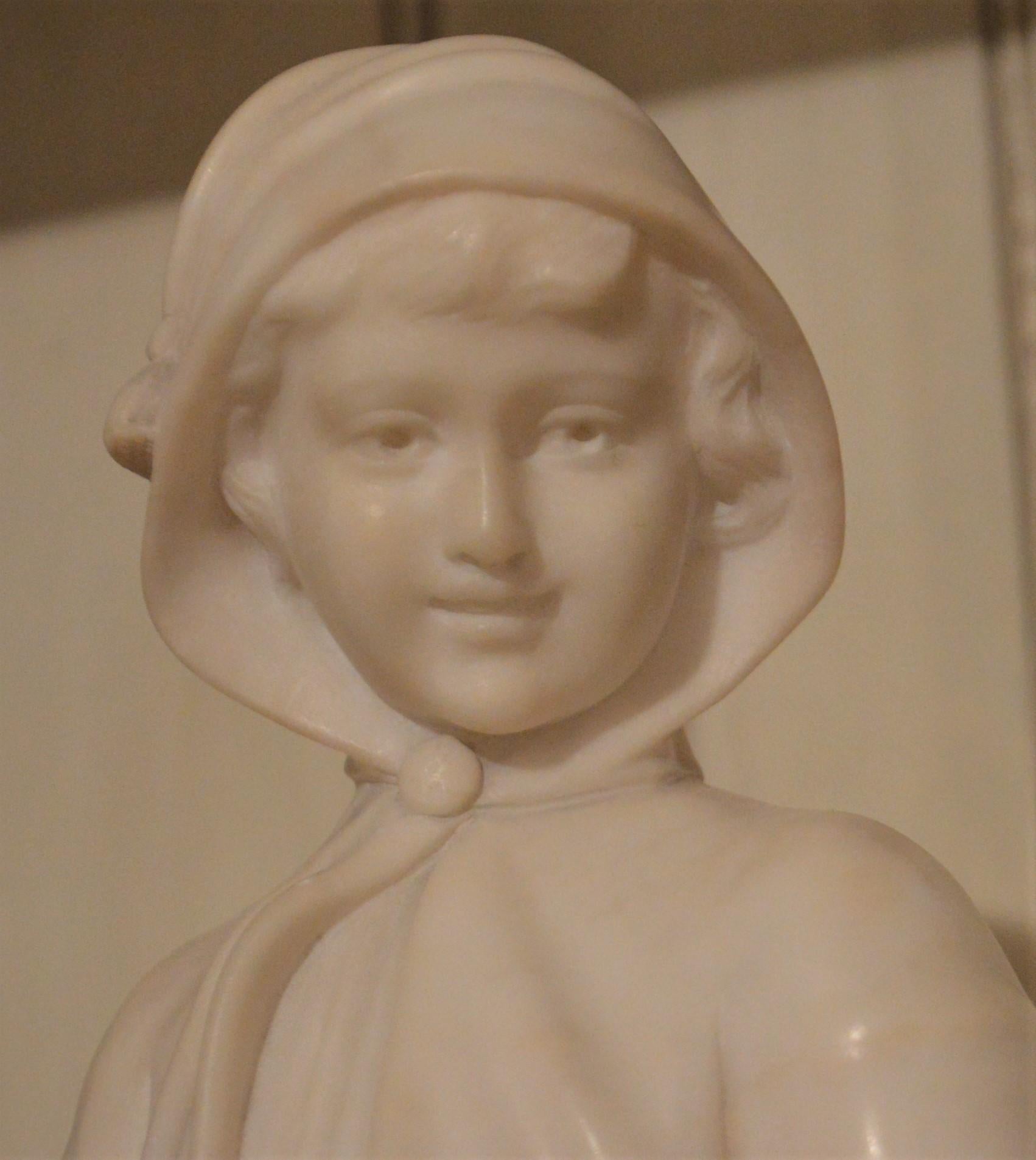 Marmorbüste eines jungen Mädchens, italienisch, 19. Jahrhundert (Geschnitzt) im Angebot