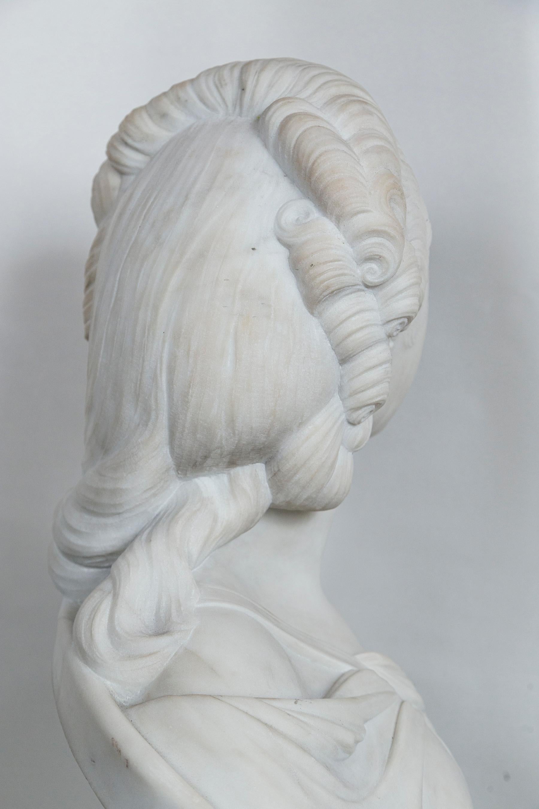 Marble Bust of an Elegant Lady For Sale 4