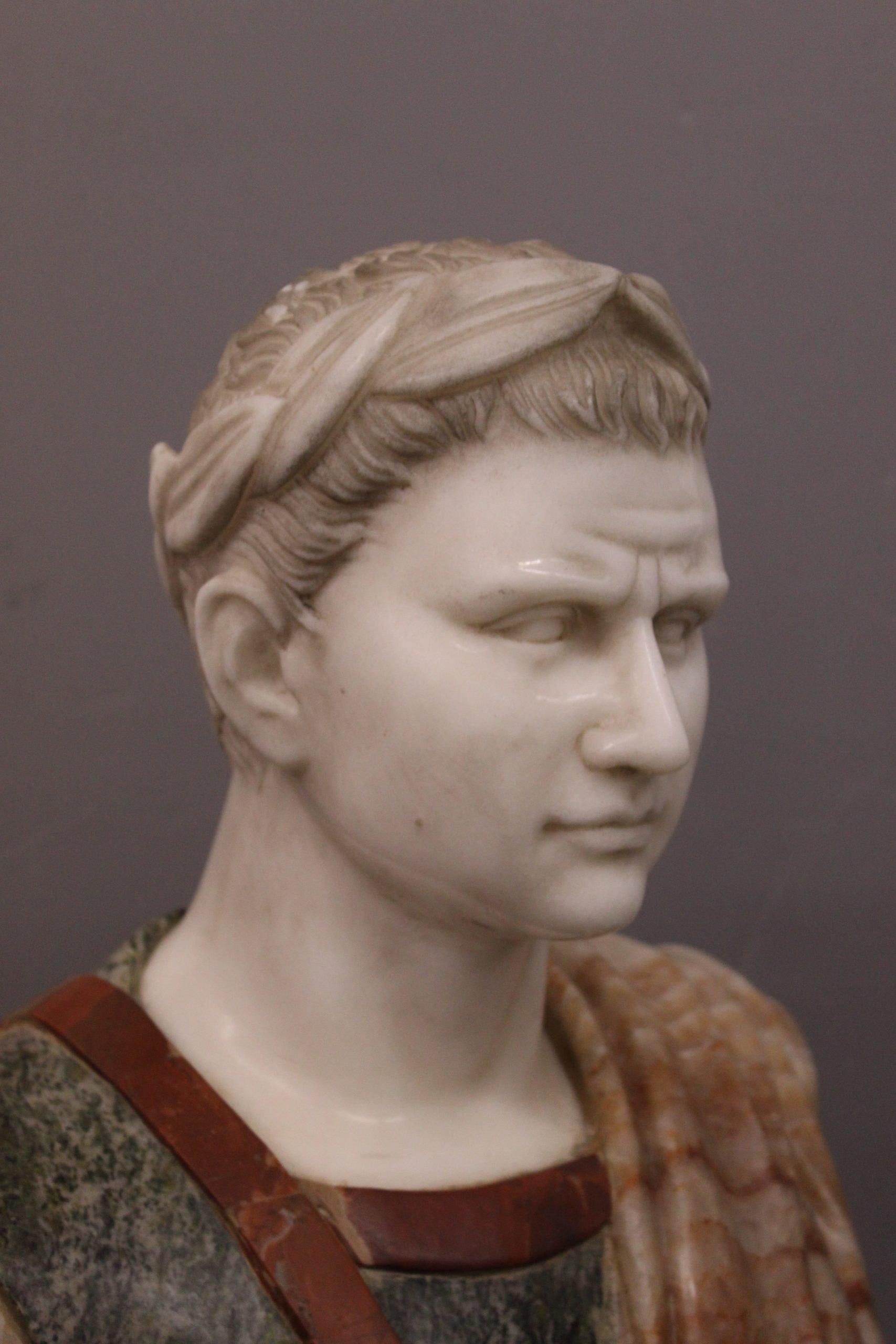 Marble bust of Emperor Caesar h 55 cm. marble sculpture. ADDITIONAL PHOTOS AND INFORMATION CAN BE REQUESTED BY EMAIL. Indicative shipping costs in Italy: 120€ and Europe: 160€. WE SHIP WORLDWIDE, WRITE US AN EMAIL FOR A PRECISE ESTIMATE OF THE