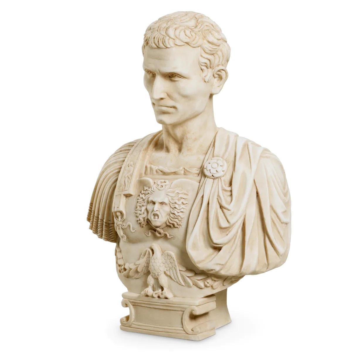 Marble bust of Julius Caesar, patinated marble, contemporary work.

Bust of Julius Caesar in patinated marble, reproduction of a bust of Julius Caesar by Andrea di Pietro di Marco Ferrucci (Italian, 1946-1526).

D: 50.5 cm, W: 27 cm, H: 69.5 cm