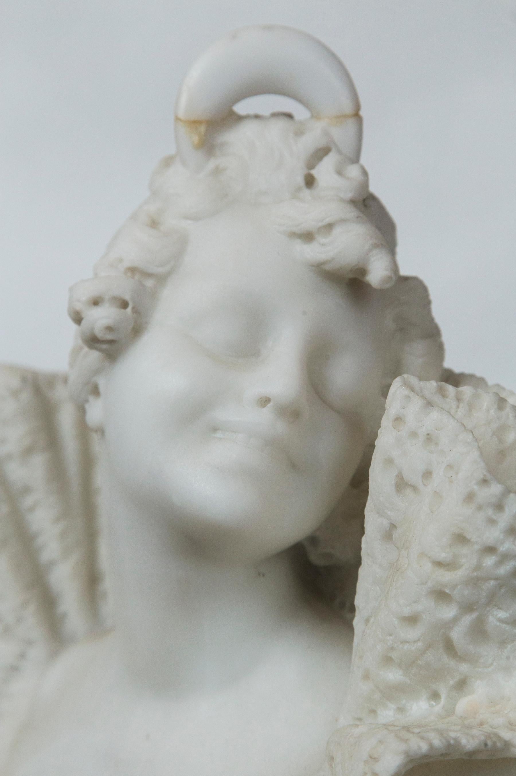 Marble Bust of Lady with a Frilly Collar For Sale 3
