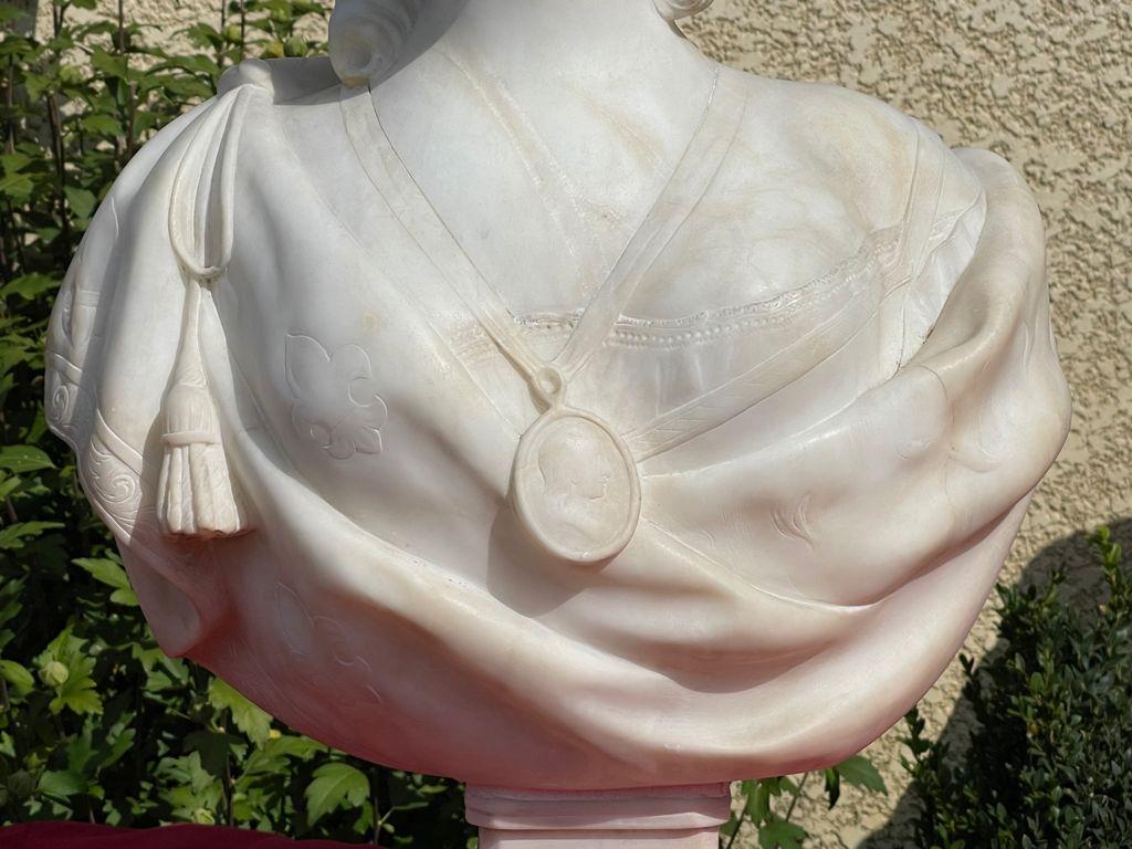 Marble Bust Of Marie-Antoinette, Height 81cm - XIXth century For Sale 3