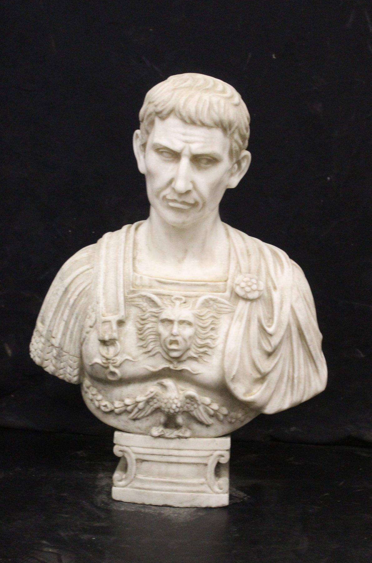 Busto de mármol de emperador romano