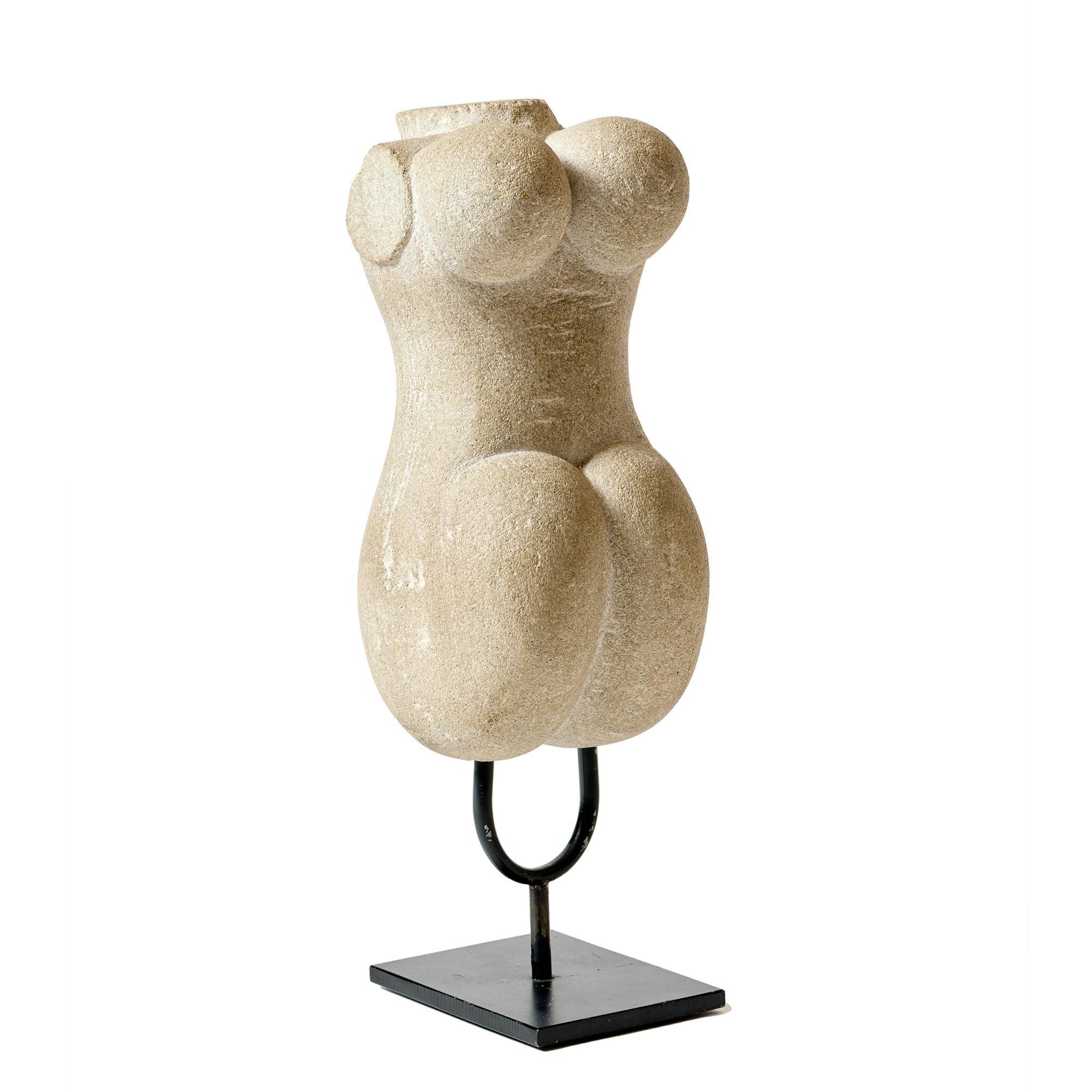 Venere di Willendorf modernista