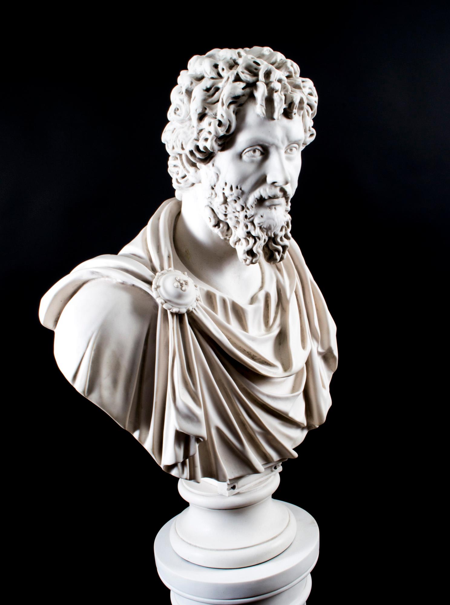 Marble Bust and Pedestal Roman Emperor Lusias Versus In Excellent Condition In London, GB