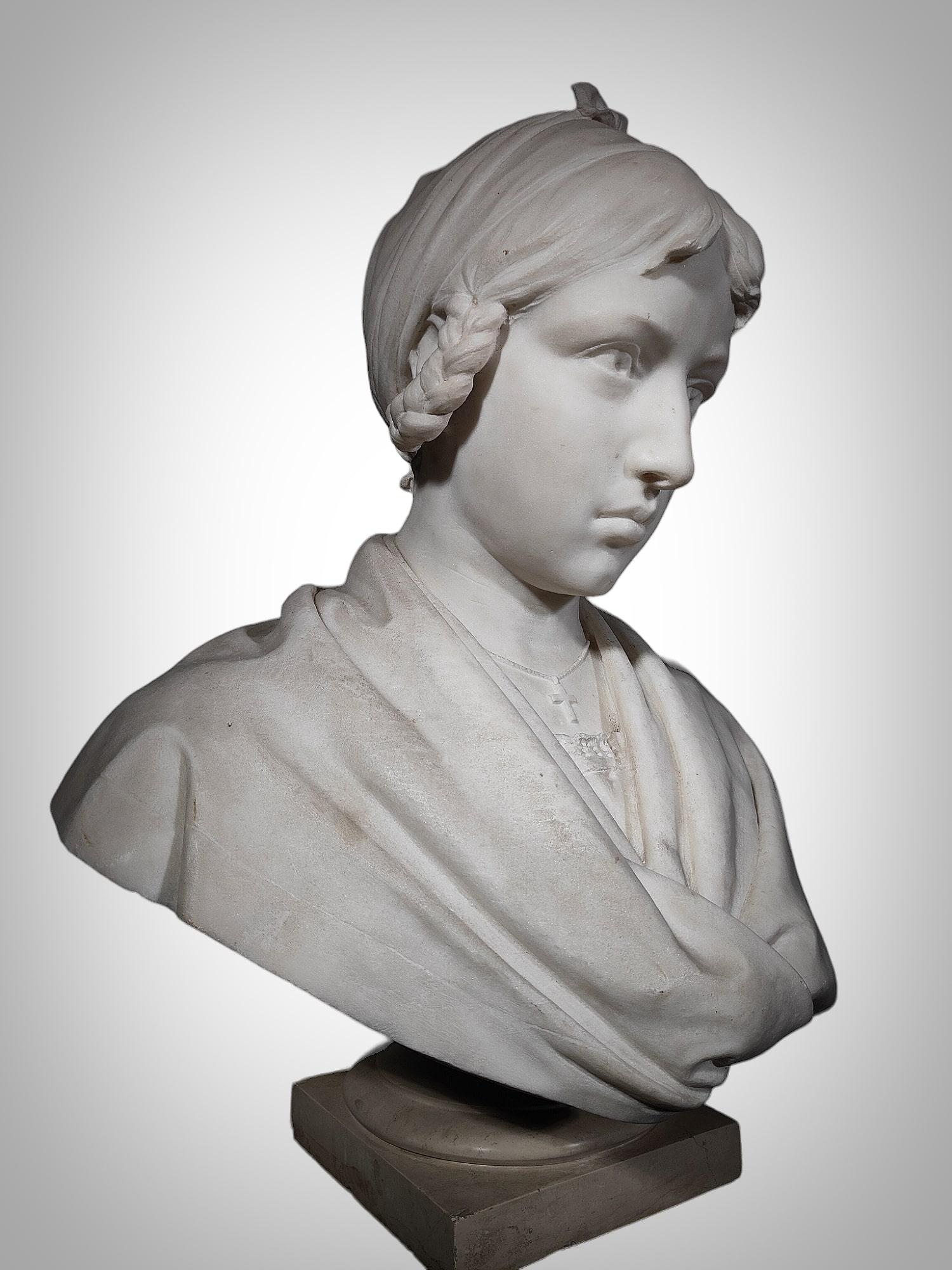 Marble Bust Signed (1927) For Sale 6
