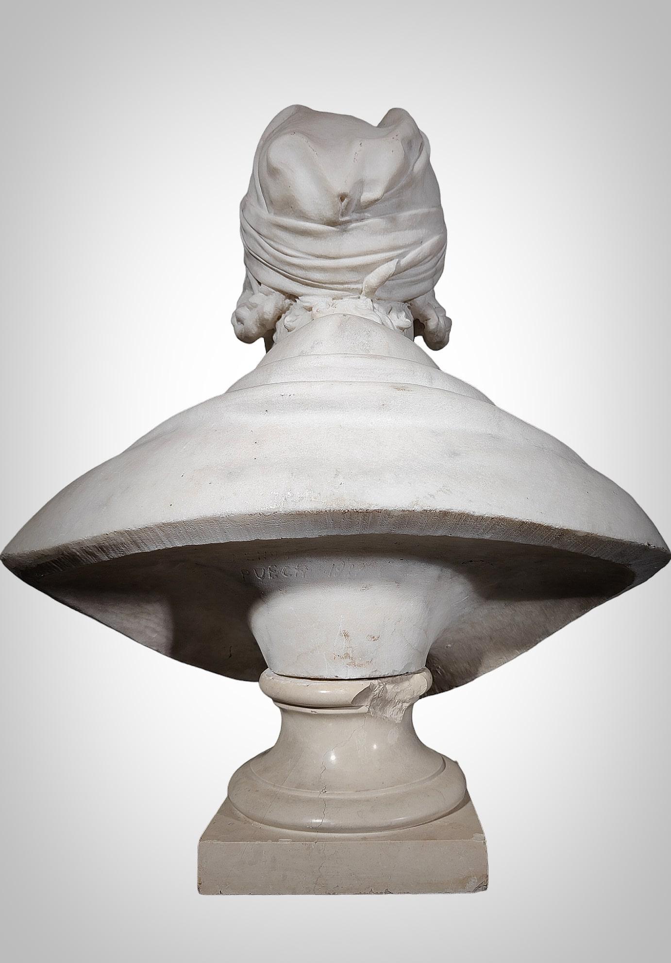Marble Bust Signed (1927) For Sale 4