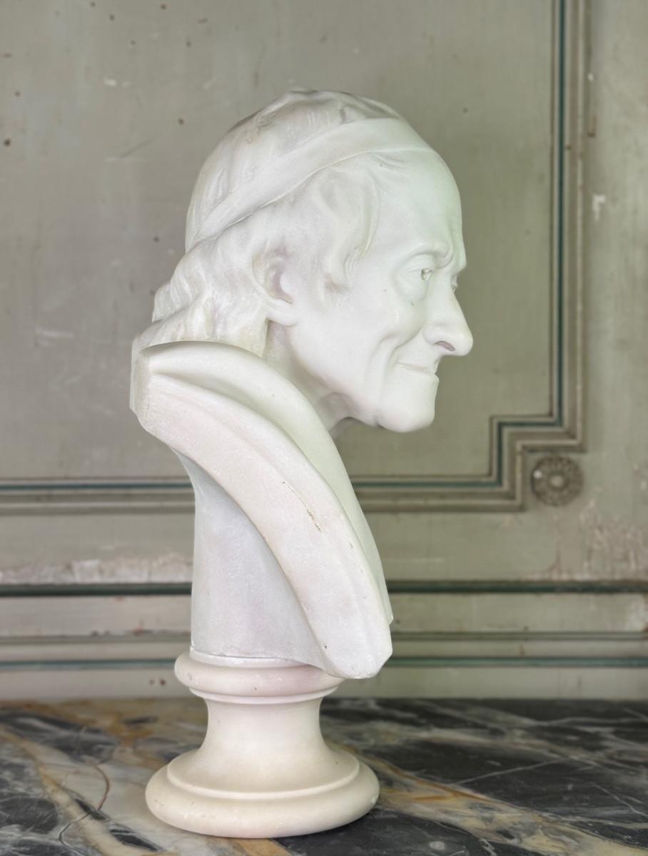 Marble bust, Voltaire after Jean Antoine Houdon, 19th-century copy For Sale 3