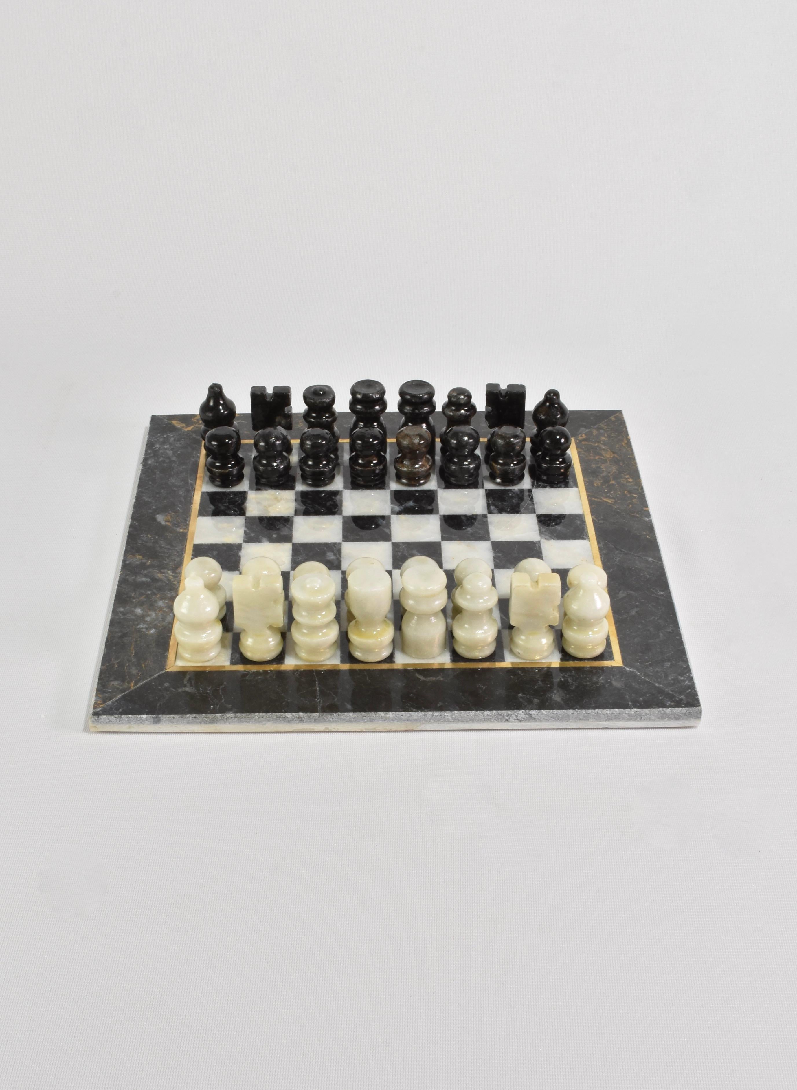 Moderne Jeu d'échecs en marbre en vente