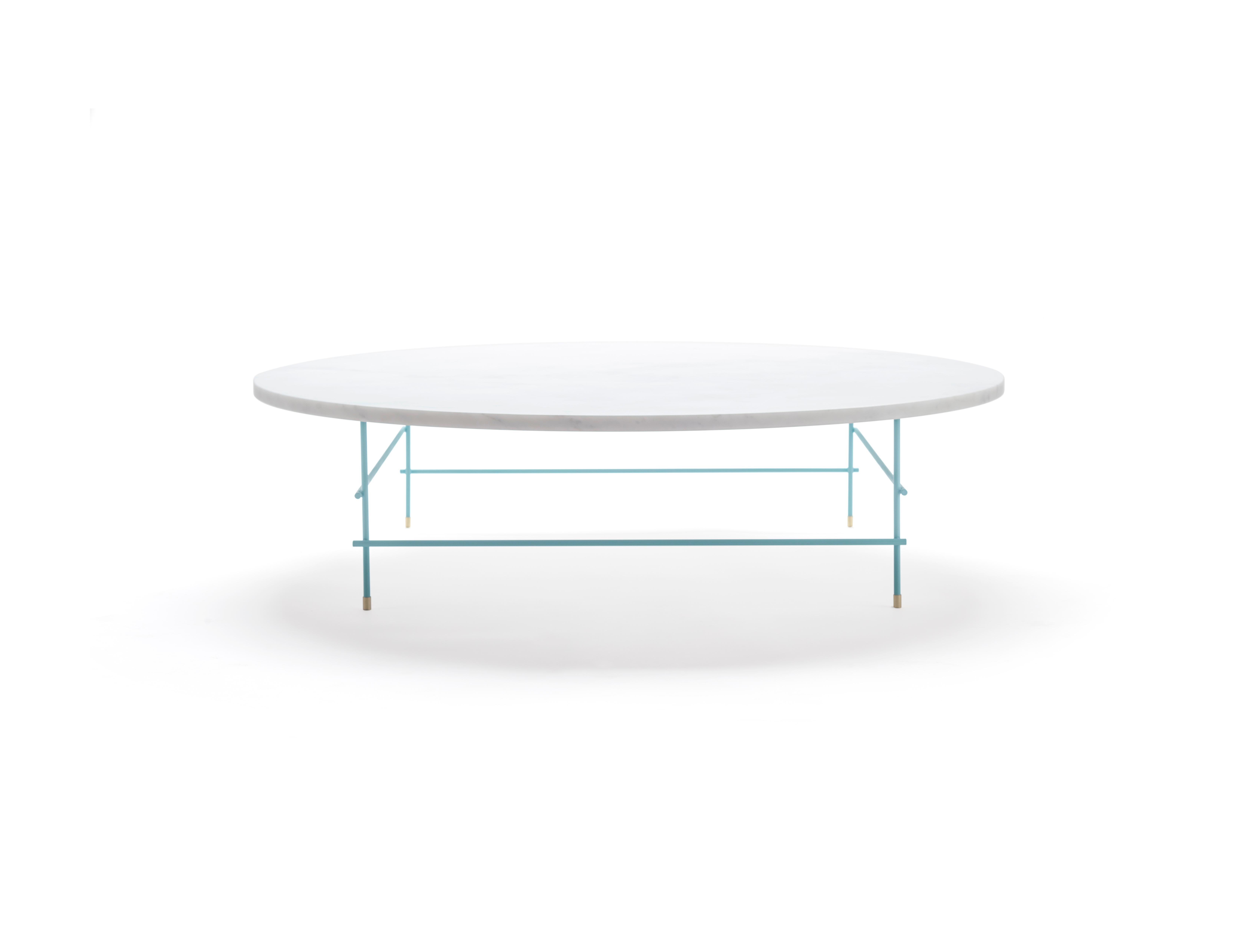 Marble coffee table by Joseph Vila Capdevila
Material: Carrara marble, blue lacquered iron
Dimensions: ø 100 x 25.5 cm
Weight: 46.5 kg


Aparentment is a space for creation and innovation, experimenting with materials with the goal to develop