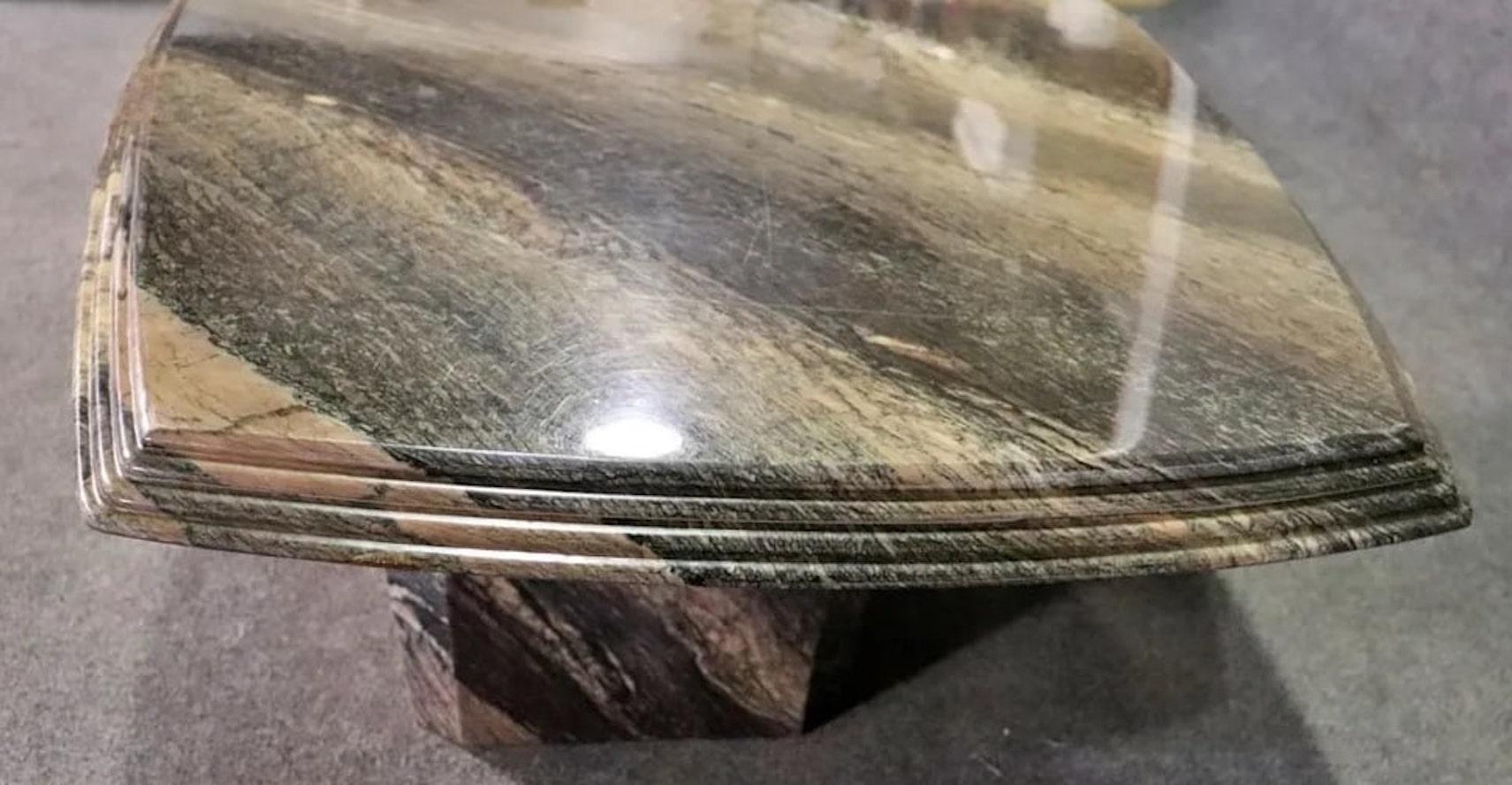 Marble Coffee Table In Good Condition For Sale In Brooklyn, NY