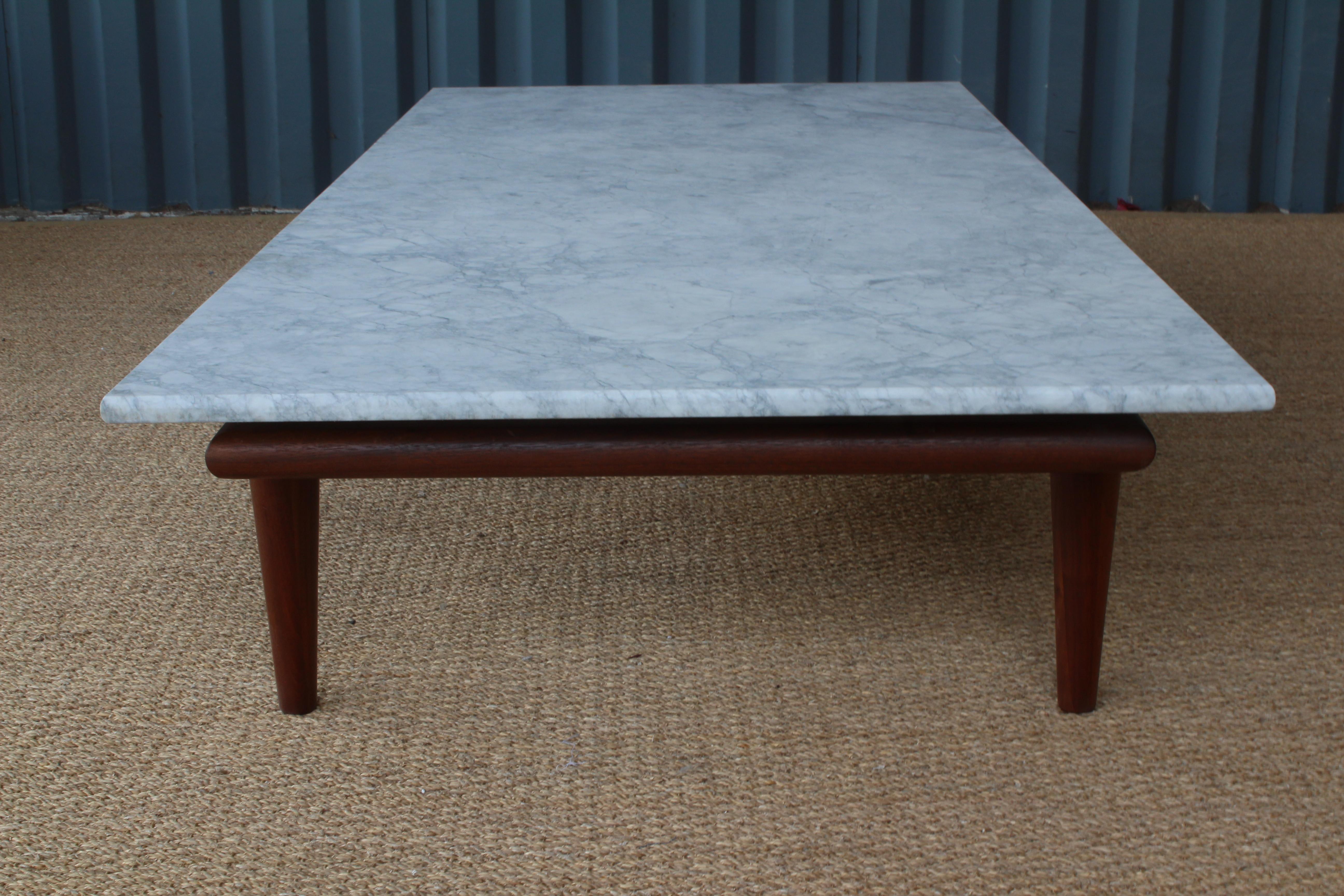 Marble Coffee Table with Walnut Base by John Widdicomb, U.S.A, 1950s. 3