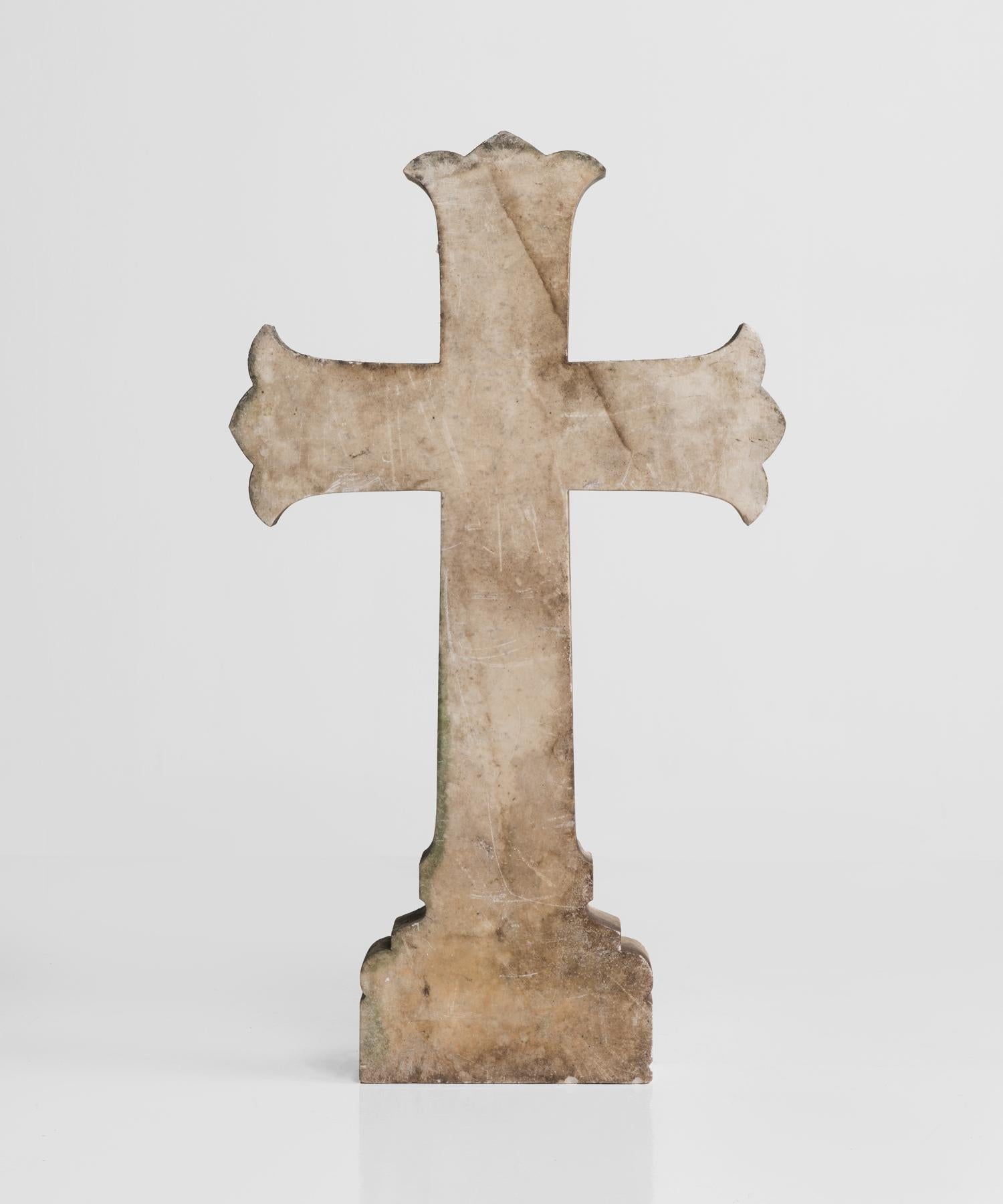 Marble Cross, England, circa 1900 In Excellent Condition In Culver City, CA