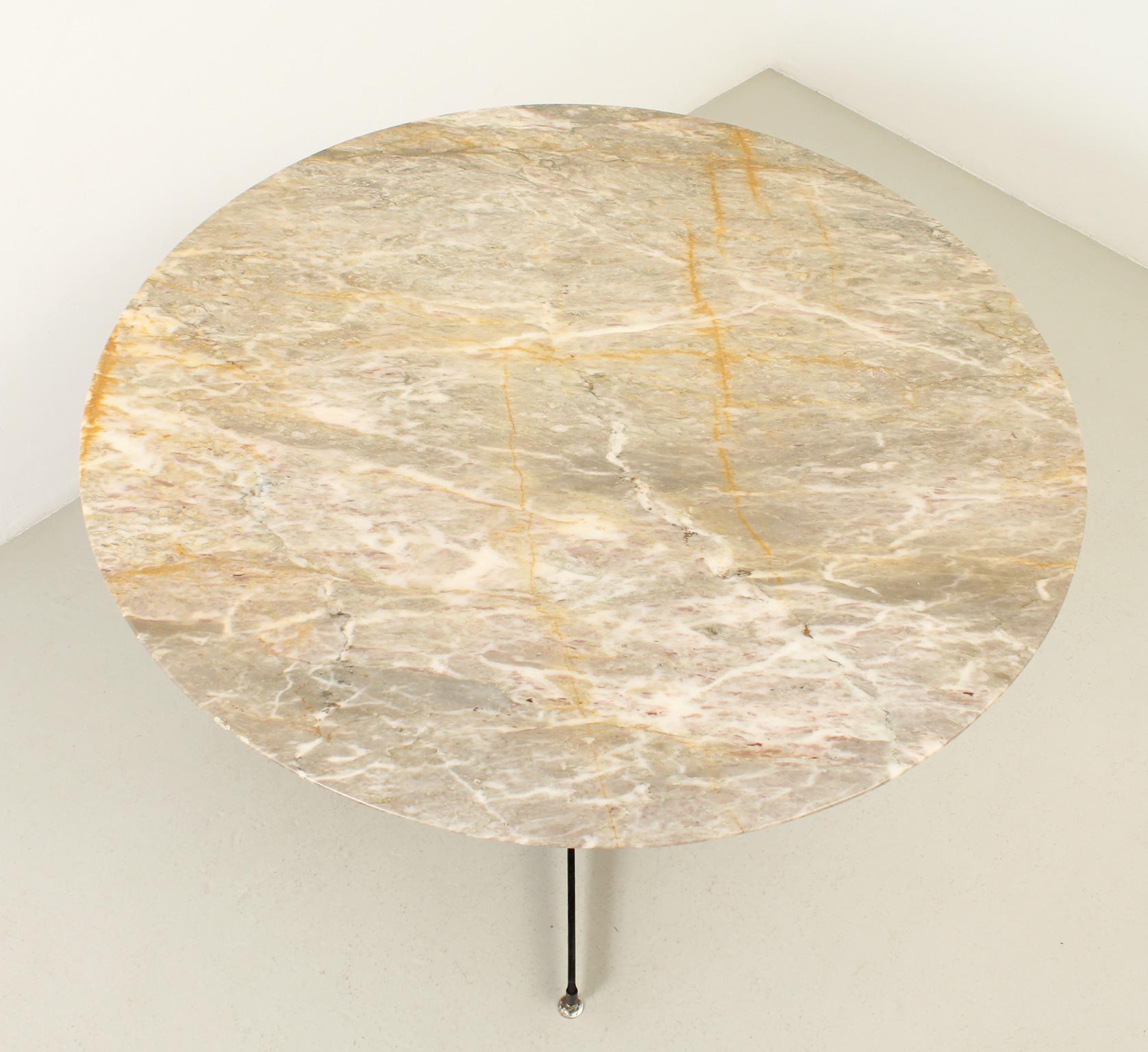 Marble Dining Table from 1950s, Spain For Sale 5