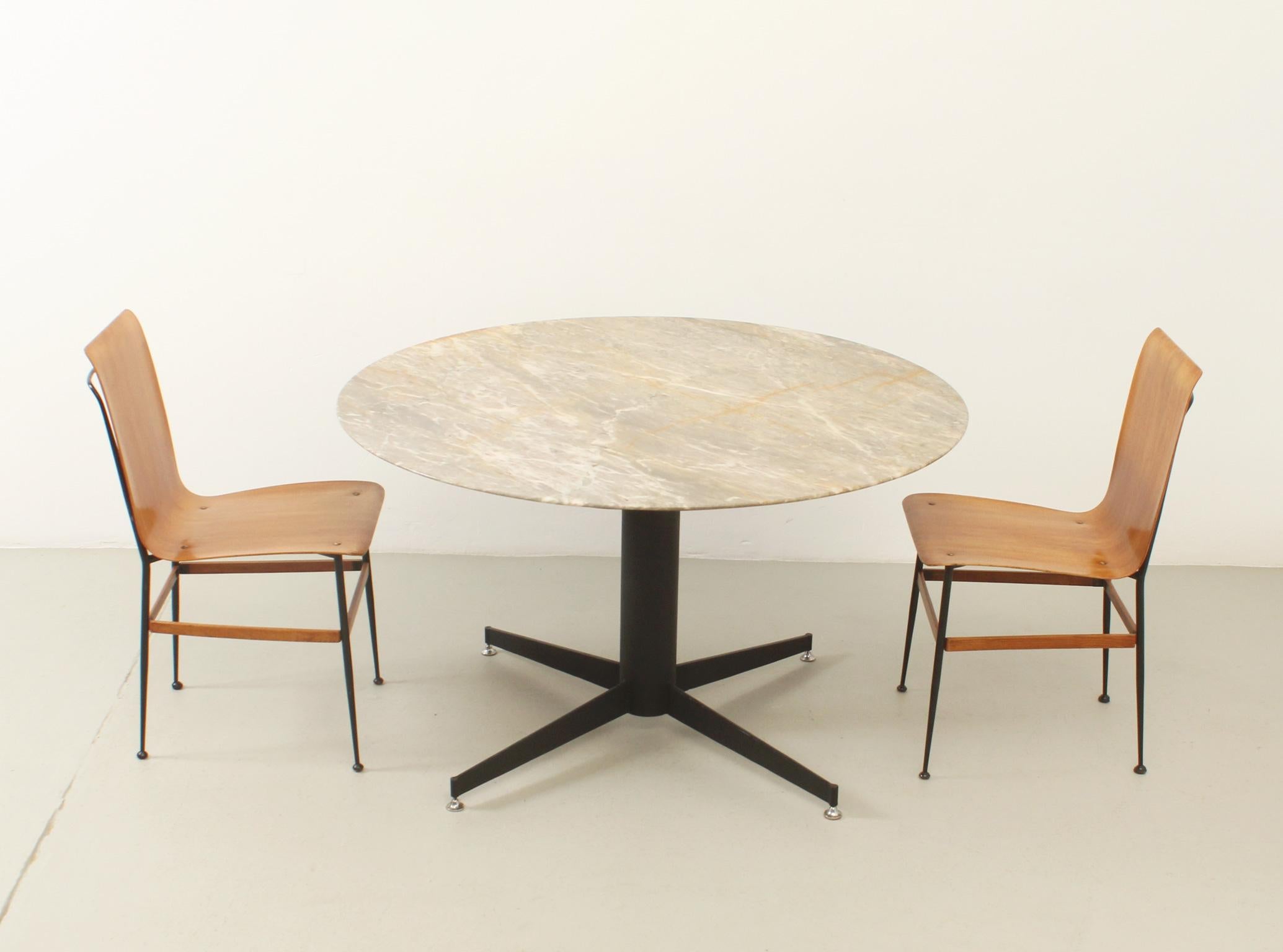 Marble Dining Table from 1950s, Spain For Sale 2