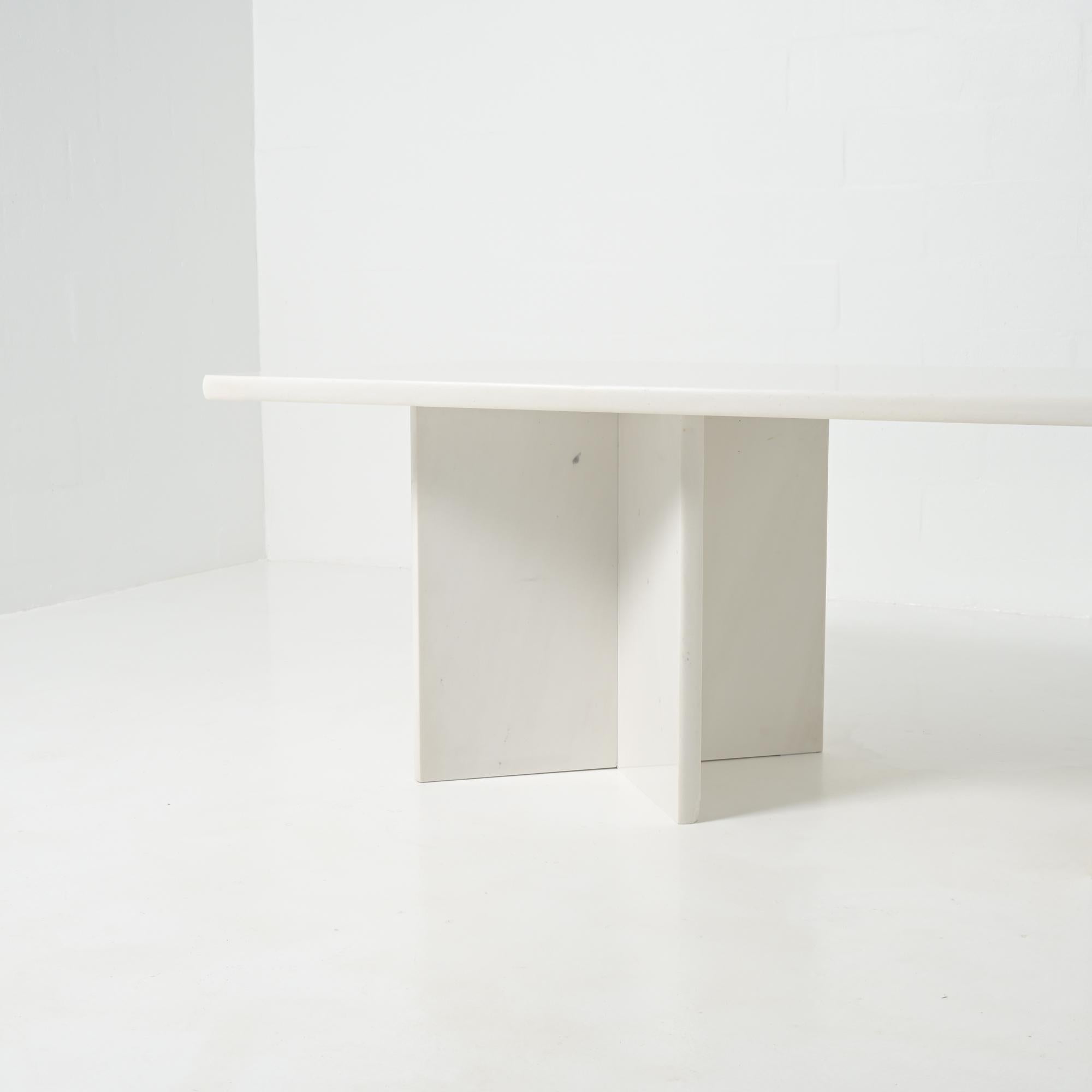 Marble Dining Table from the 1970s en vente 6