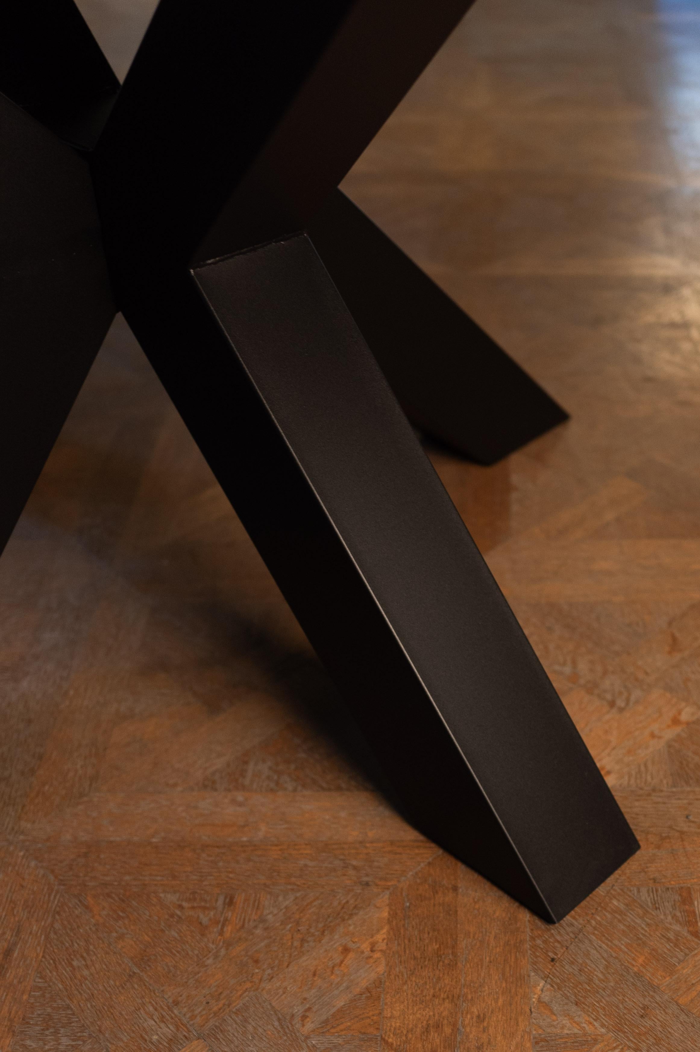 Hand-Carved Marble dining table in Api verdi colour For Sale