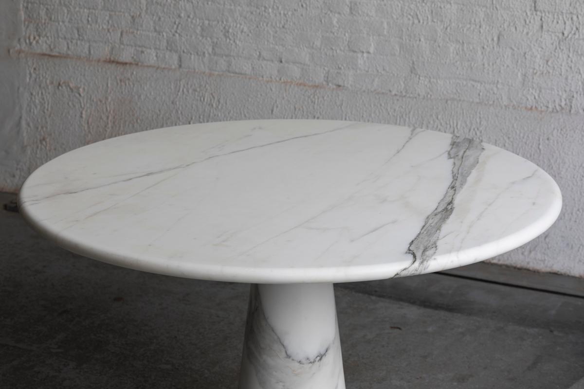 Marble dining table in style of Angelo Mangiarotti, Italy, 1970s For Sale 8