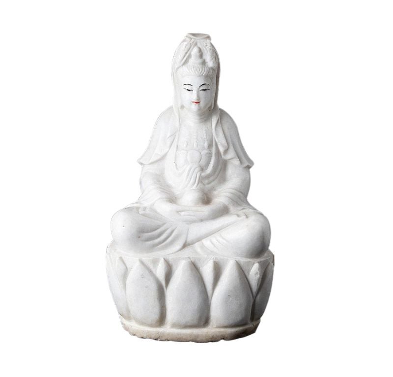 Marble Guan Yin statue from Burma For Sale