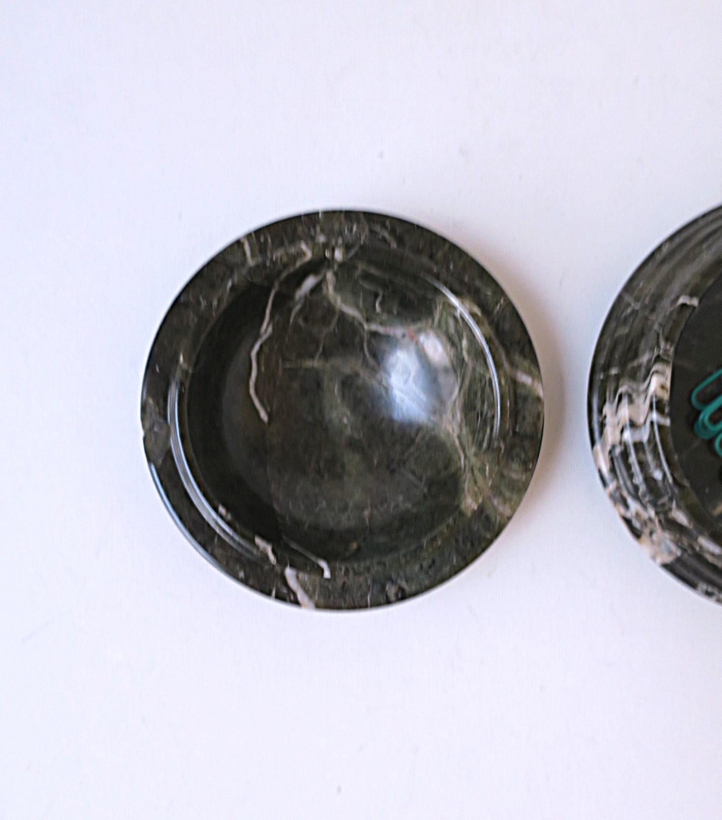 Coffret à bijoux ou de bureau en marbre vert foncé en vente 5