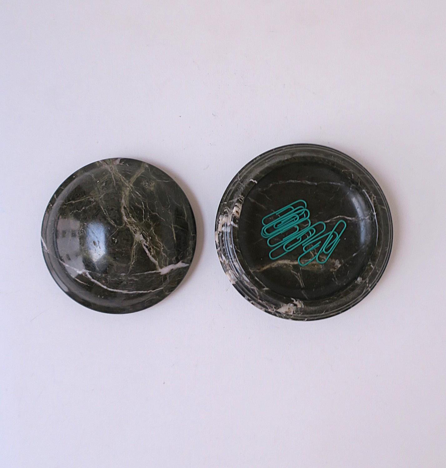 Coffret à bijoux ou de bureau en marbre vert foncé en vente 2