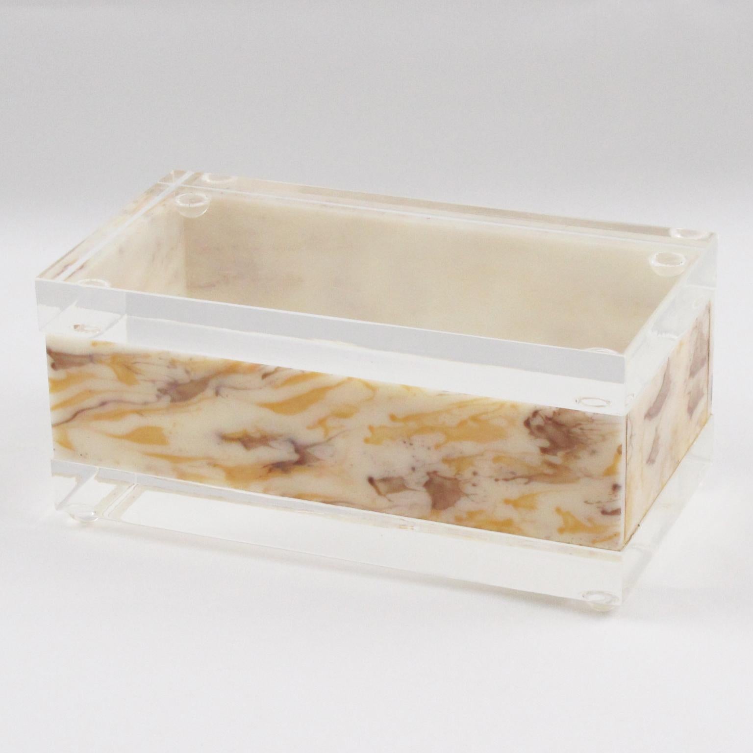 Caja rectangular grande de lucita con aspecto de mármol, años 70 en venta 1