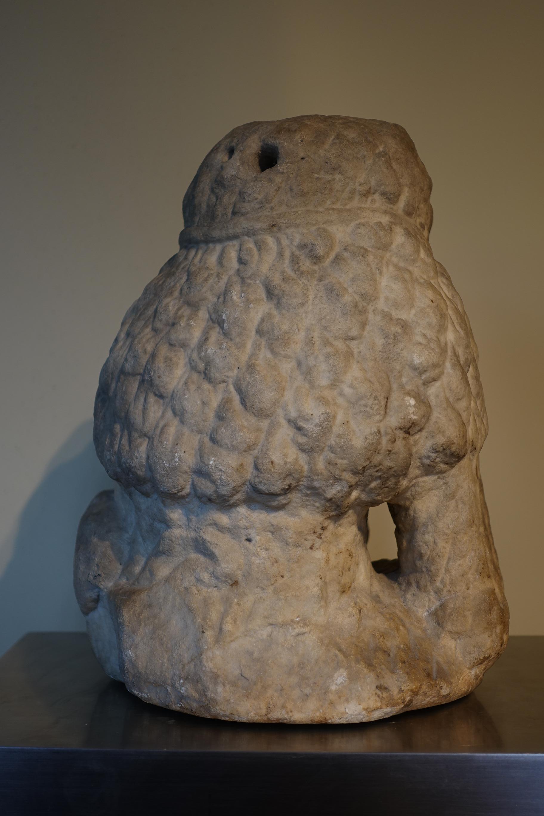 French Marble Lion, Périgord, 17th Century For Sale