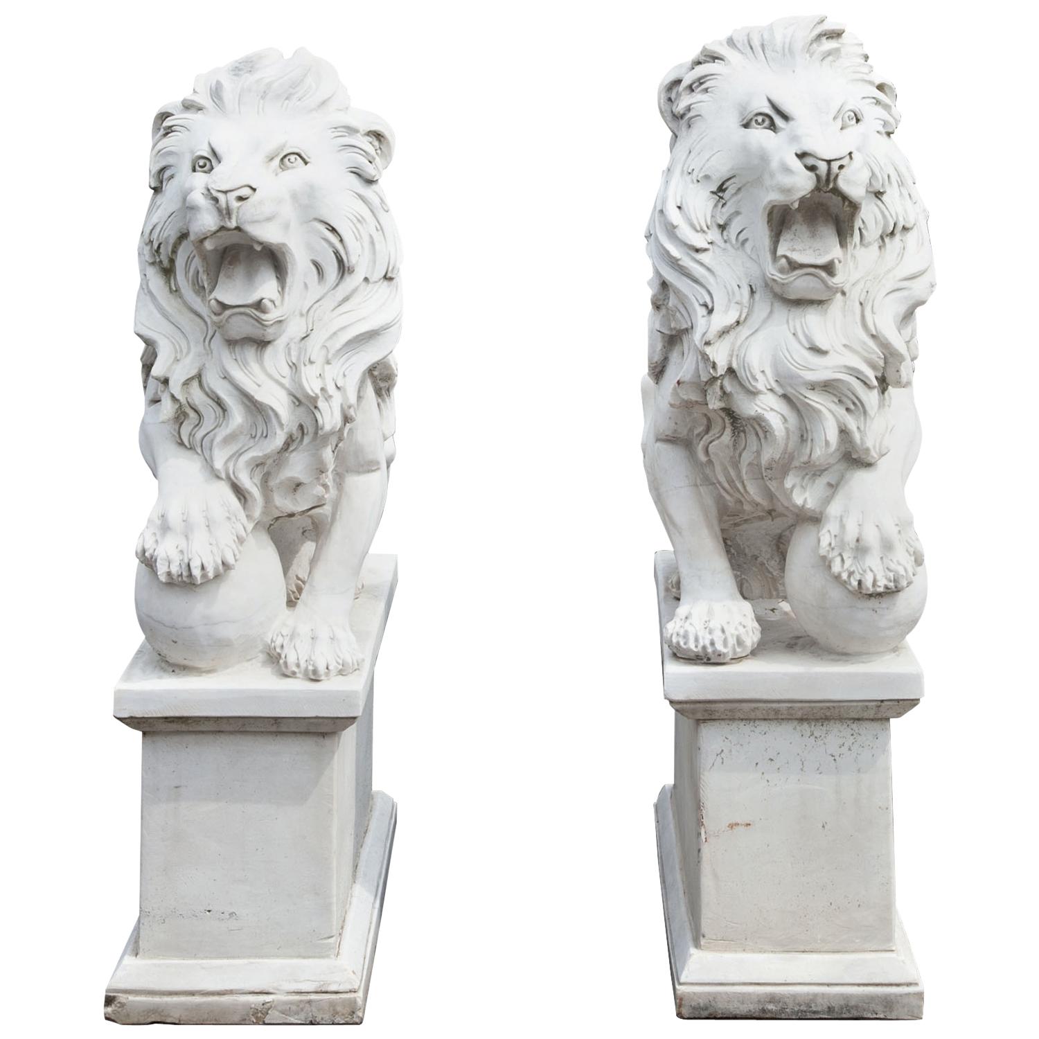 Lions de marbre, 21e siècle en vente