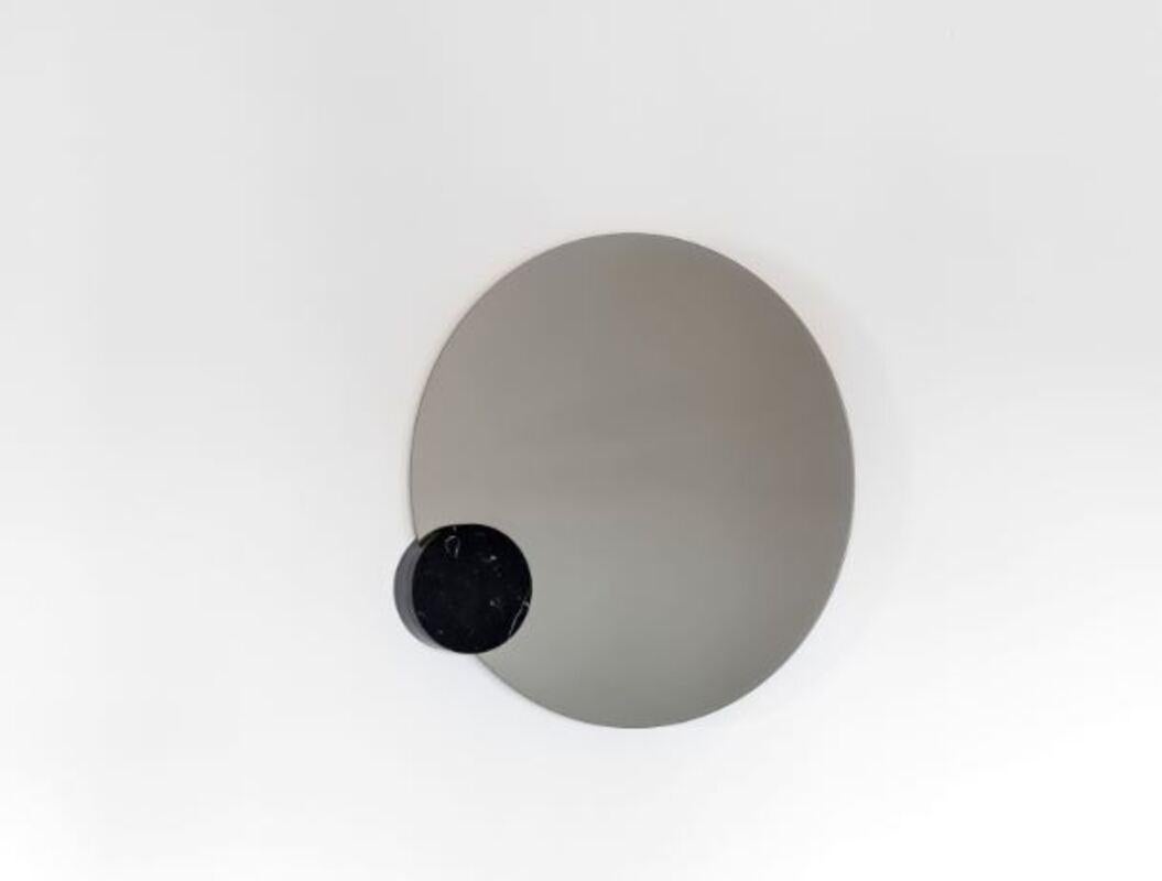 Marmorspiegel „Moon“, Sebastian Scherer (21. Jahrhundert und zeitgenössisch) im Angebot