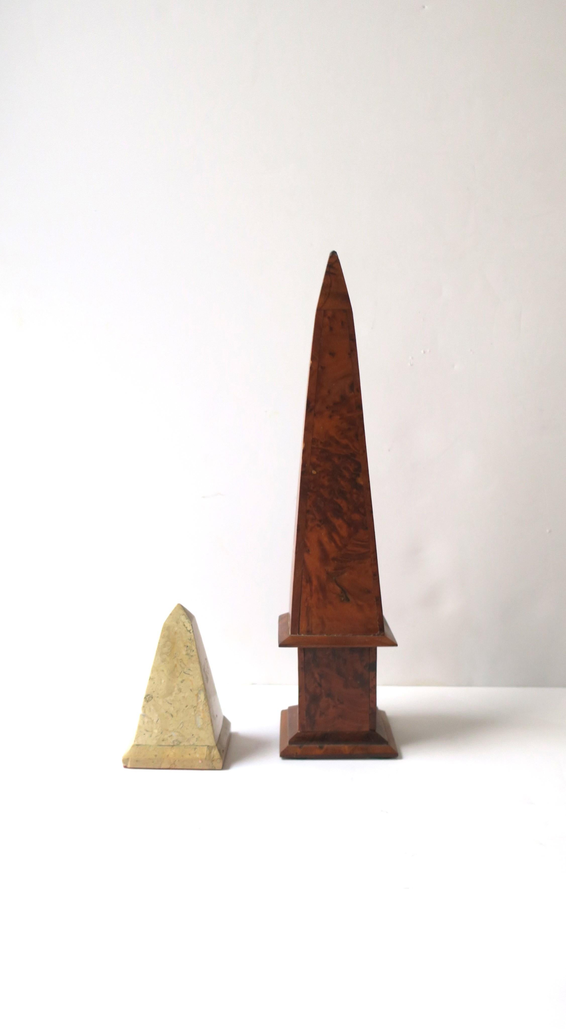 Obelisk aus Marmor, klein  im Angebot 1