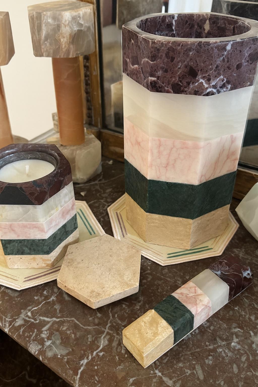 Escultura Mezuzah de mármol y ónice de Studio Gaïa, 2025 en venta 1