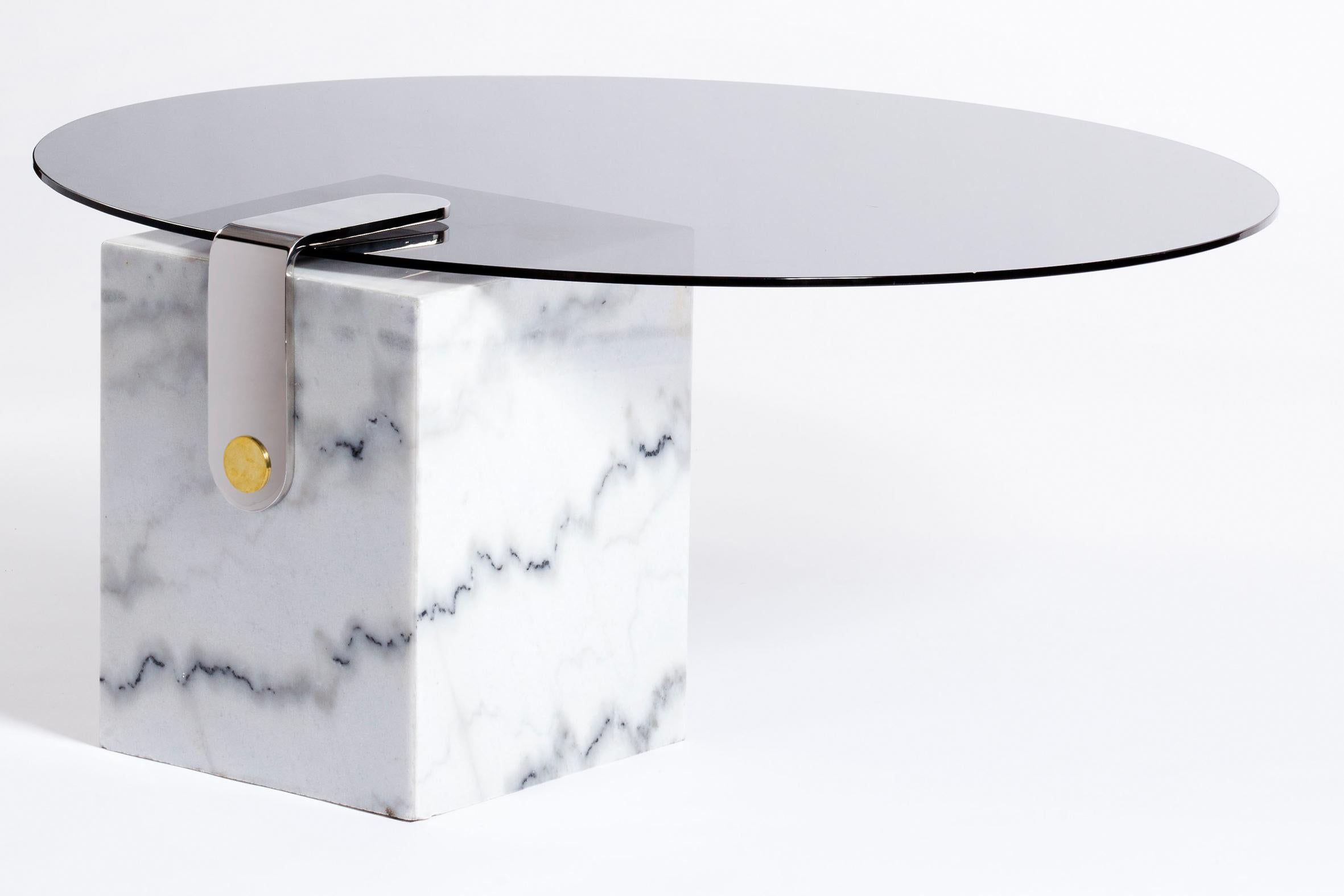 Moderne Table basse ronde en patch de marbre par Egg Designs en vente