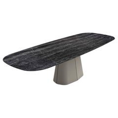 Table de salle à manger sur piédestal avec base sculpturale laquée en nougat