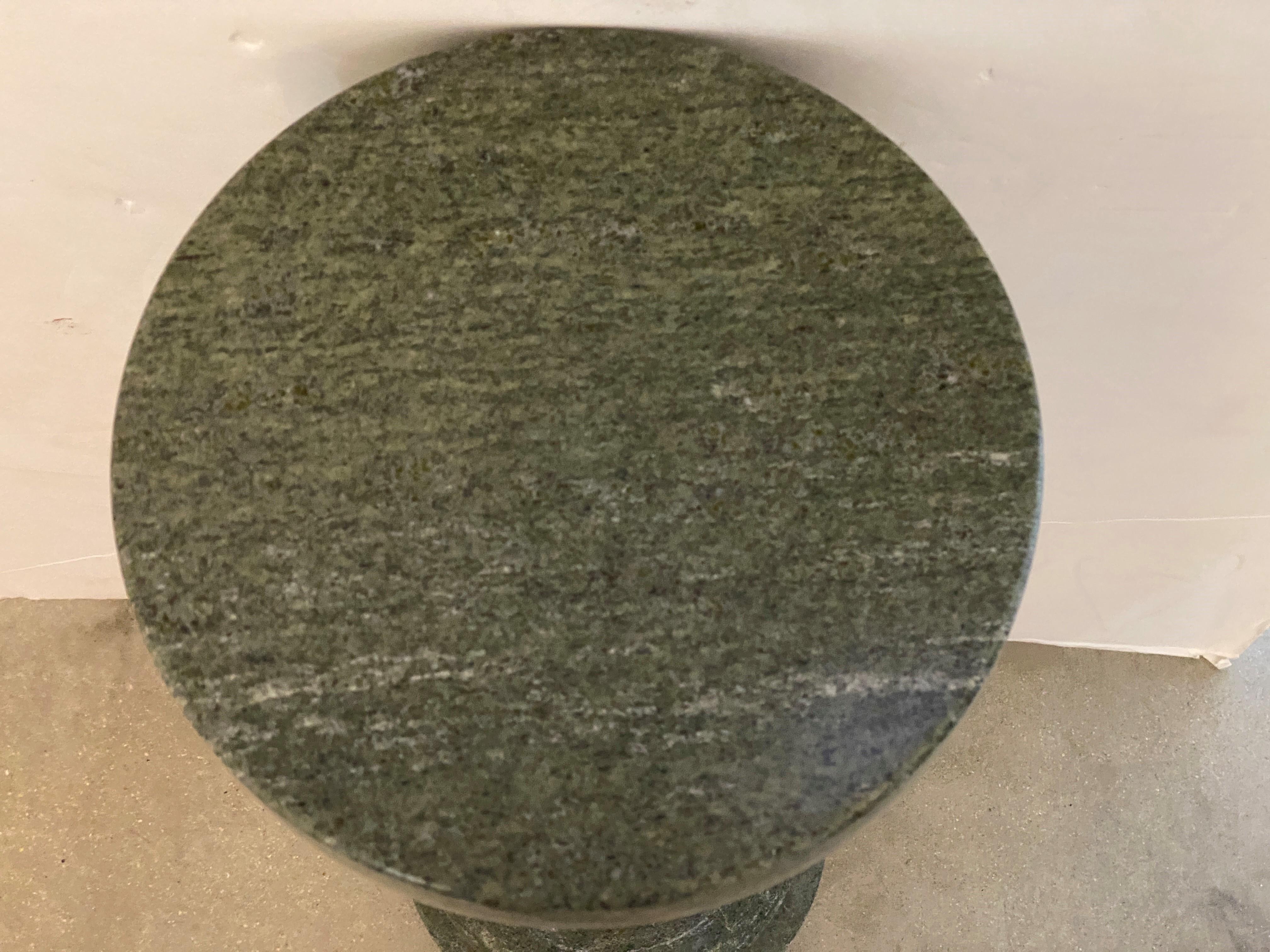 20th Century Marble Pedestal in Green Marble For Sale