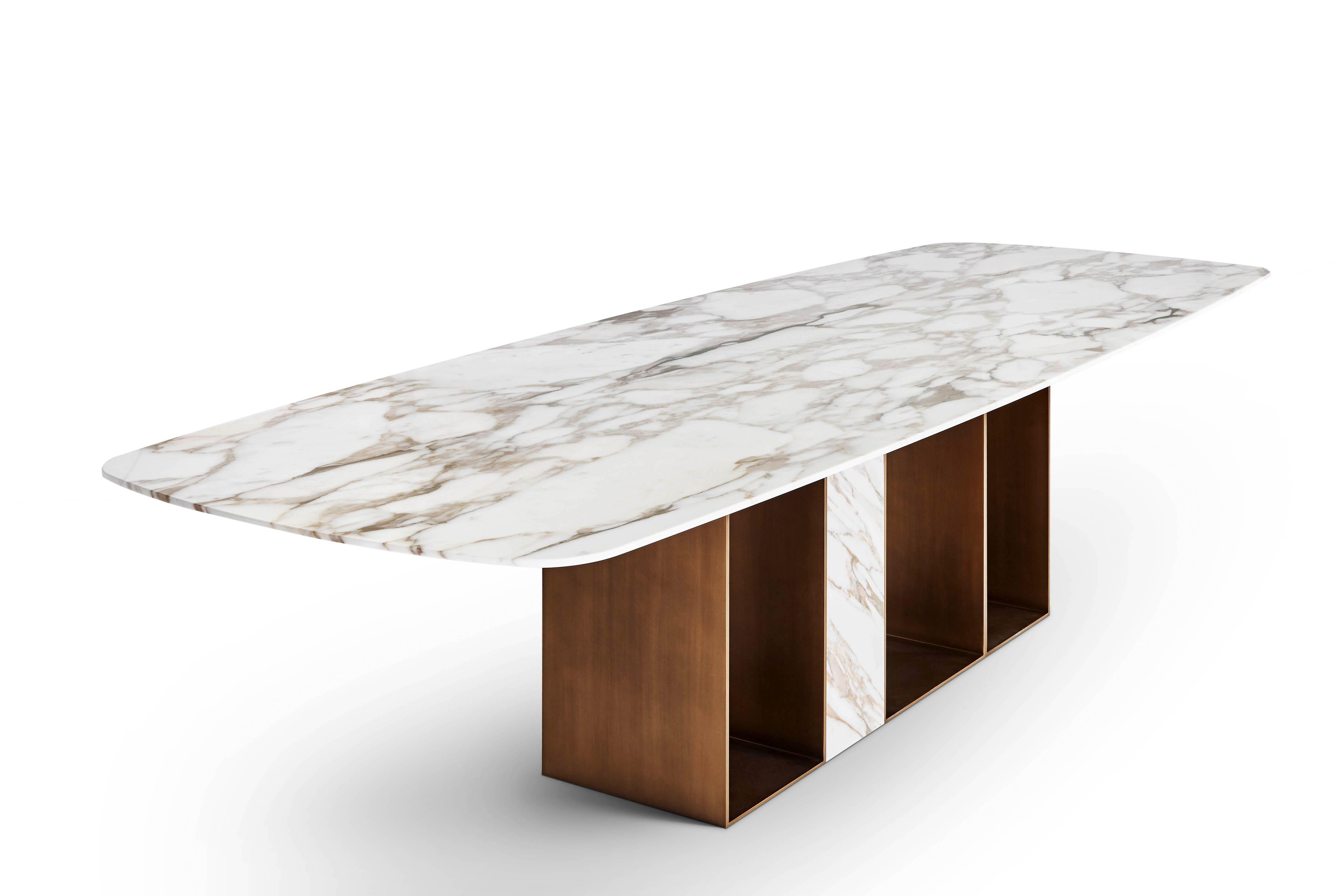 italien Table à manger « Planalto » en marbre, Giorgio Bonaguro en vente