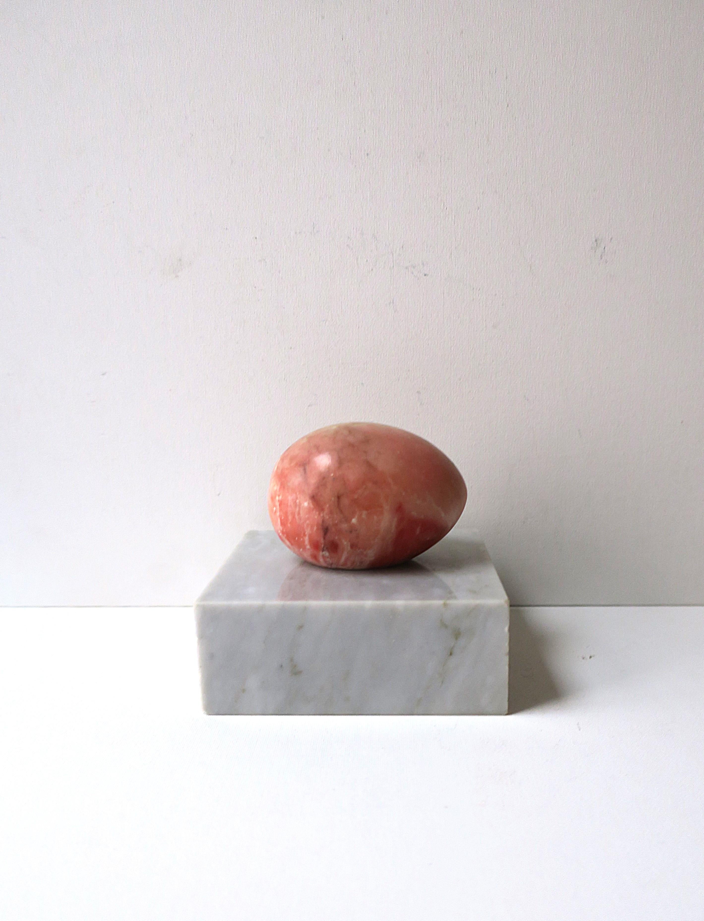 Marble Plinth or Bookend In Good Condition For Sale In New York, NY