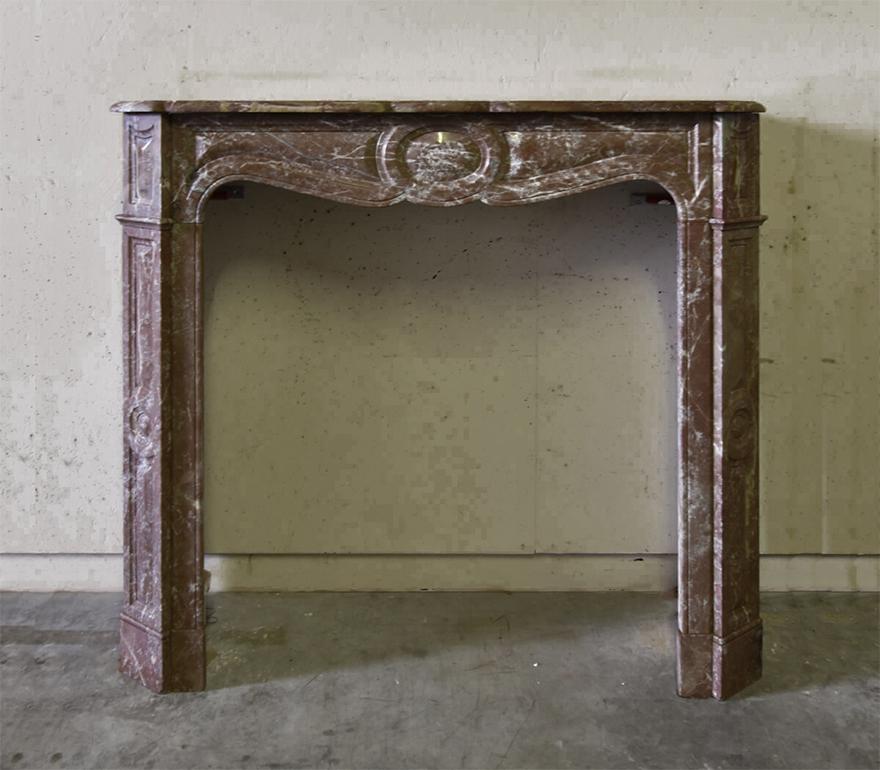 Mid-19th Century Marble Pompadour fireplace mantel 19th Century For Sale