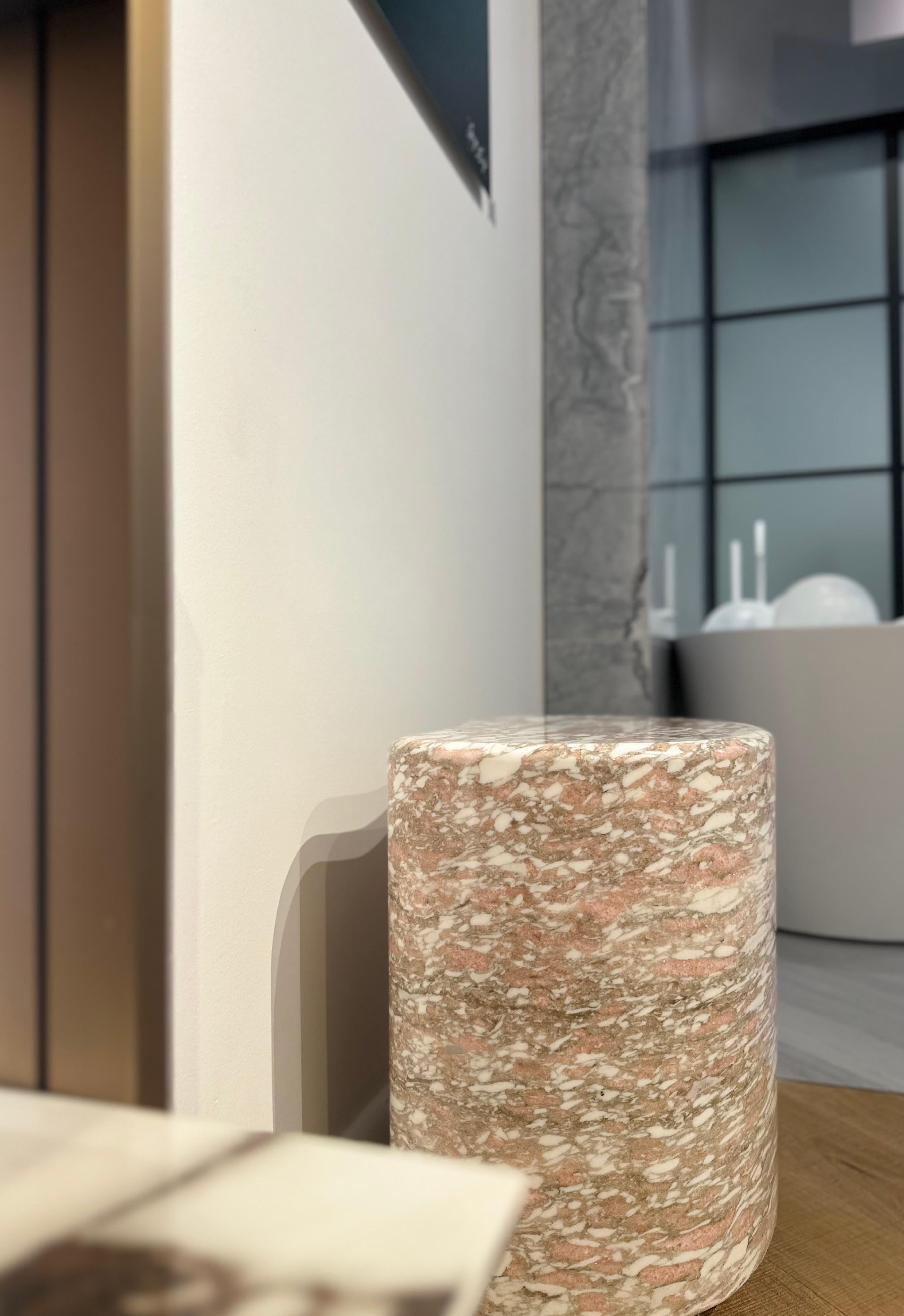 Postmoderne Table pouf Euromarmi Store en vente