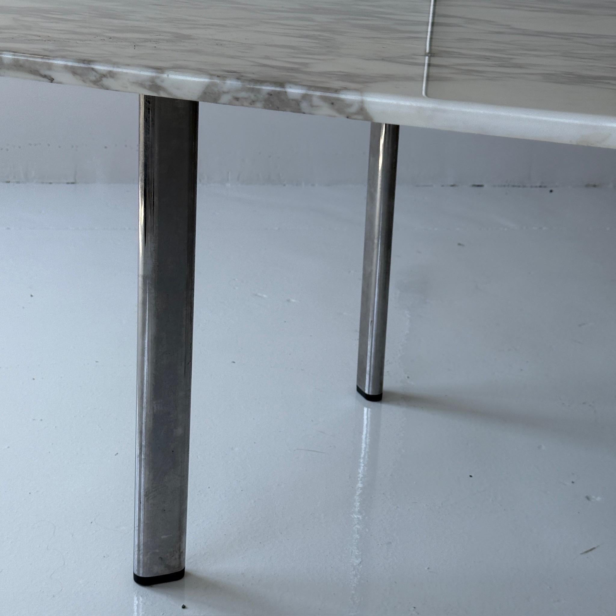 Other Marble Racetrack Dining Table by Joseph D’Urso for Knoll For Sale