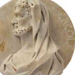 Portrait en relief d'Hercule en marbre. Italie, XVIIIe/XIXe siècle.