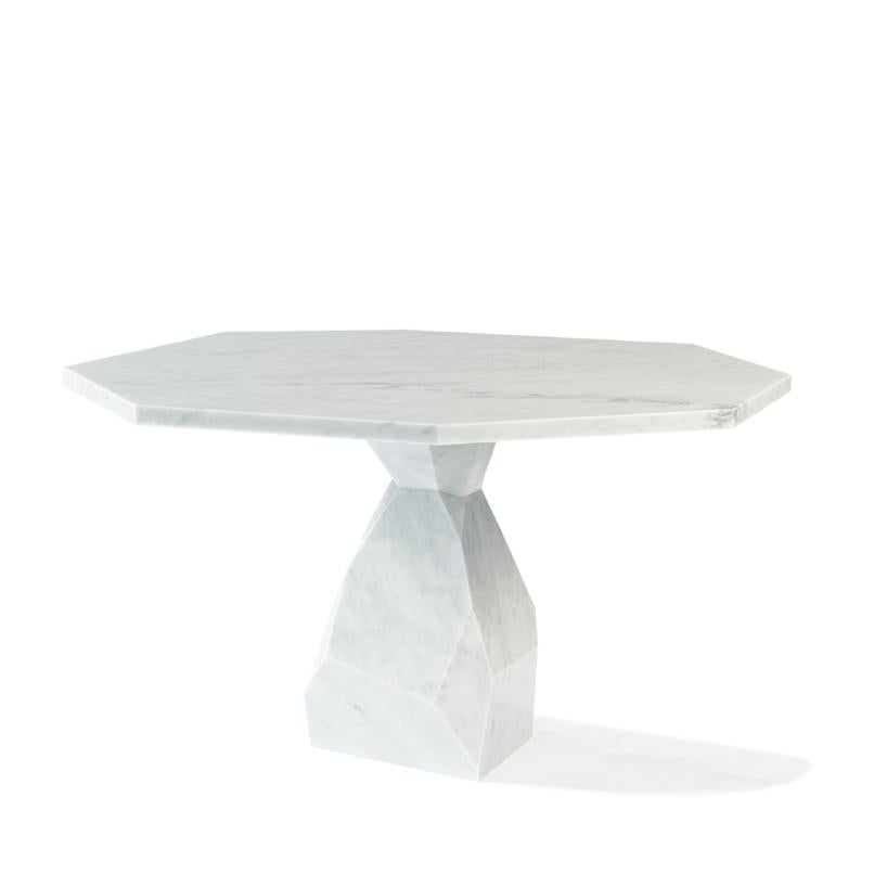 Moderno Table Rock in marmo, Tavolo da pranzo contemporaneo in marmo in vendita