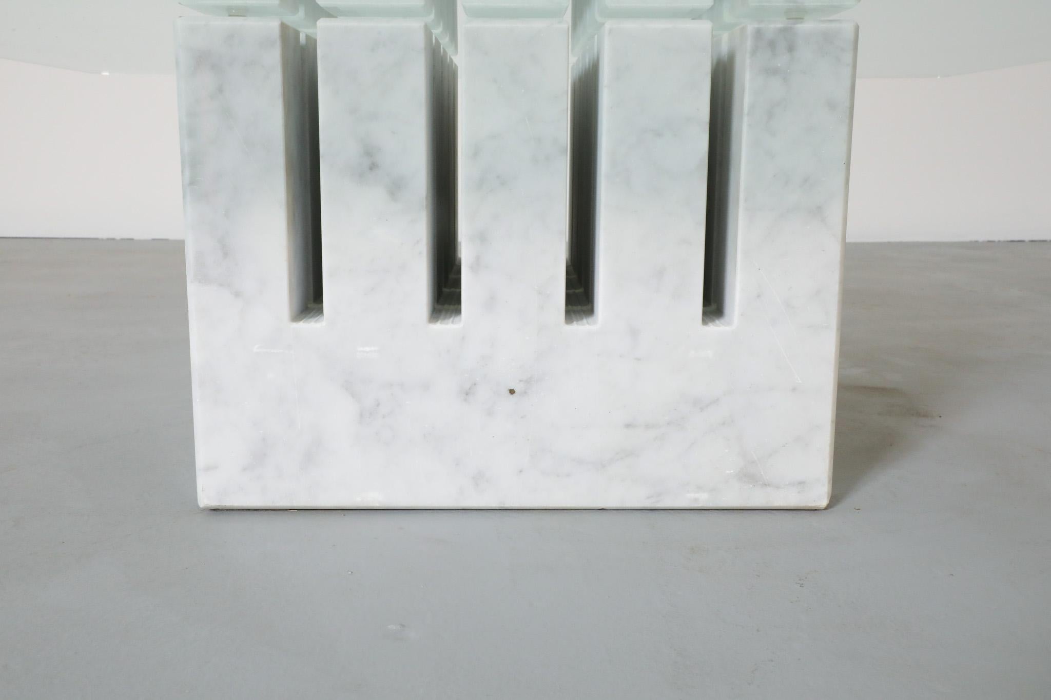 Marble ‘Scacco’ Coffee Table with Glass Top by Cattelan Italia, 1986 For Sale 12