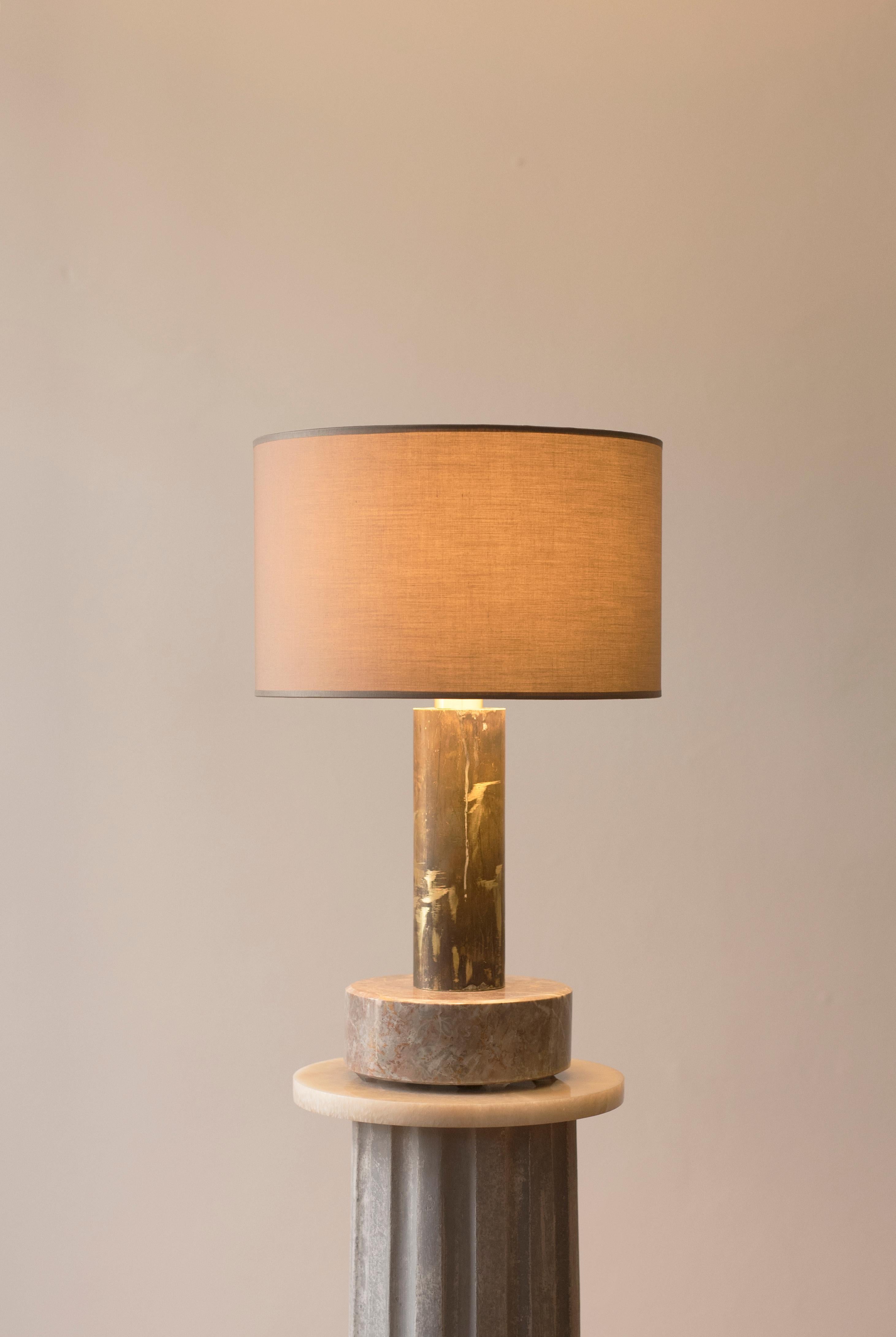 Marble Sculpted Table Lamp by Brajak Vitberg In New Condition For Sale In Geneve, CH