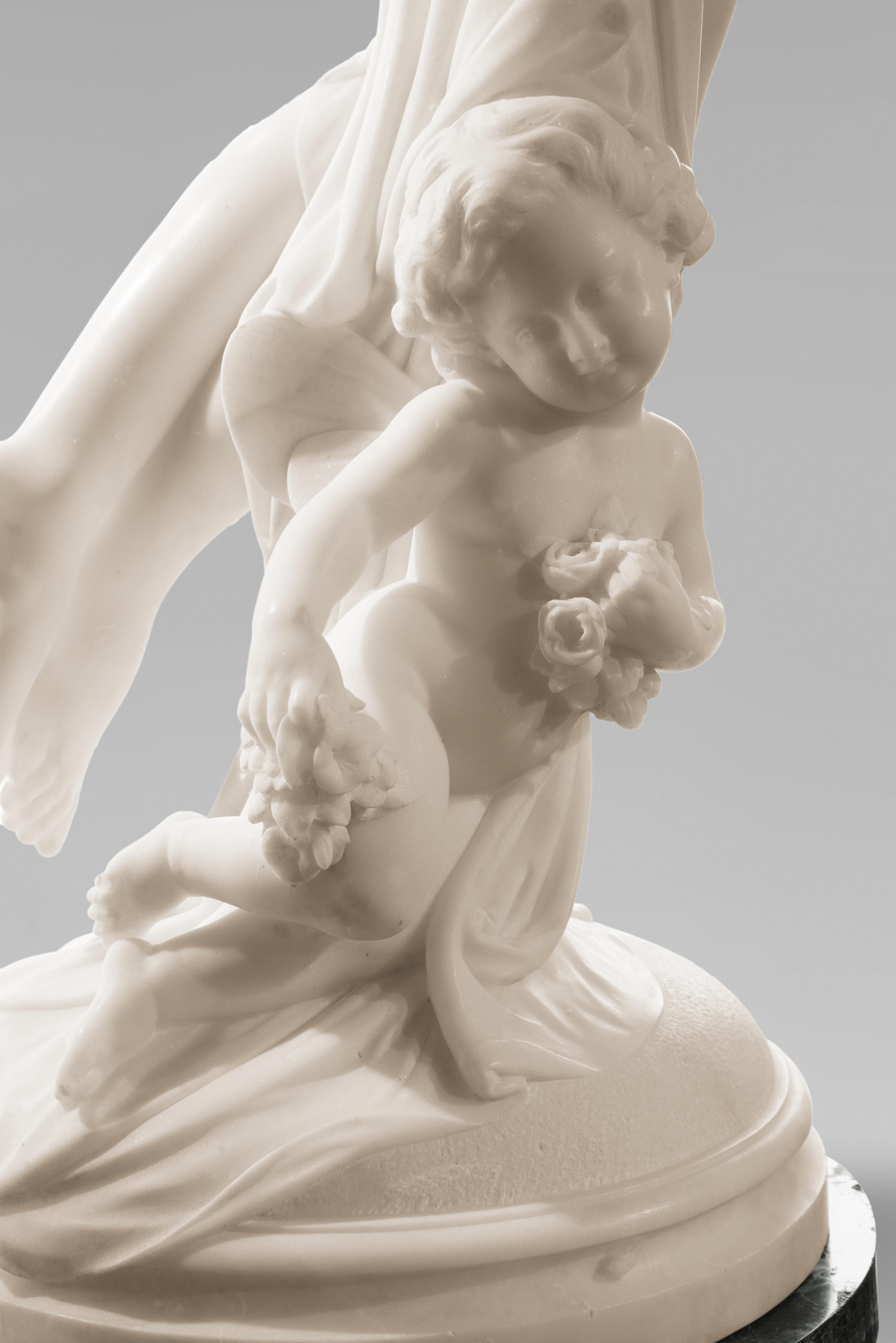 Sculpture en marbre et sa colonne d'origine, 19ème siècle Excellent état - En vente à SAINT-OUEN-SUR-SEINE, FR