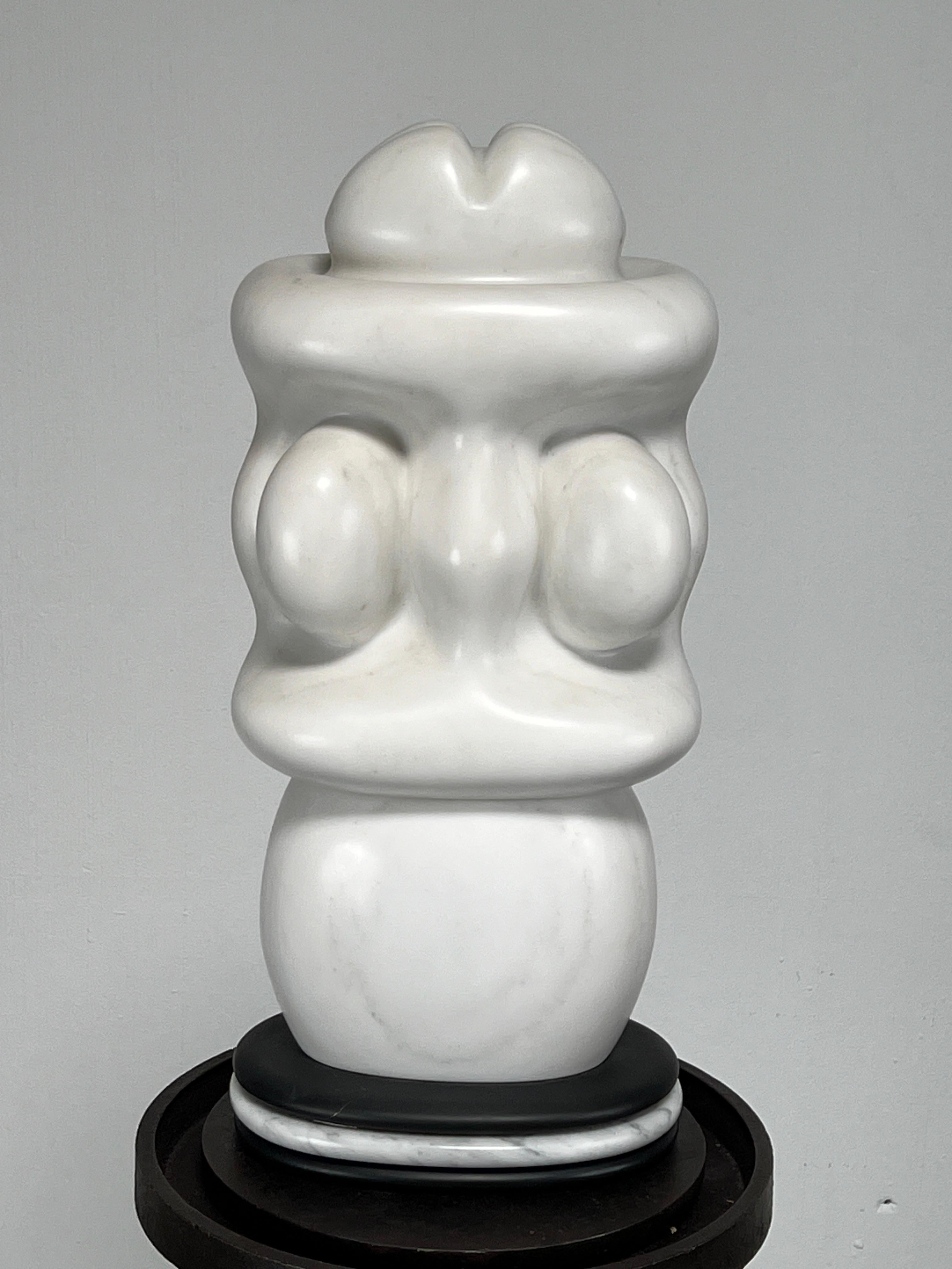 Scultura in marmo di Charles Herndon In condizioni buone in vendita a Dallas, TX